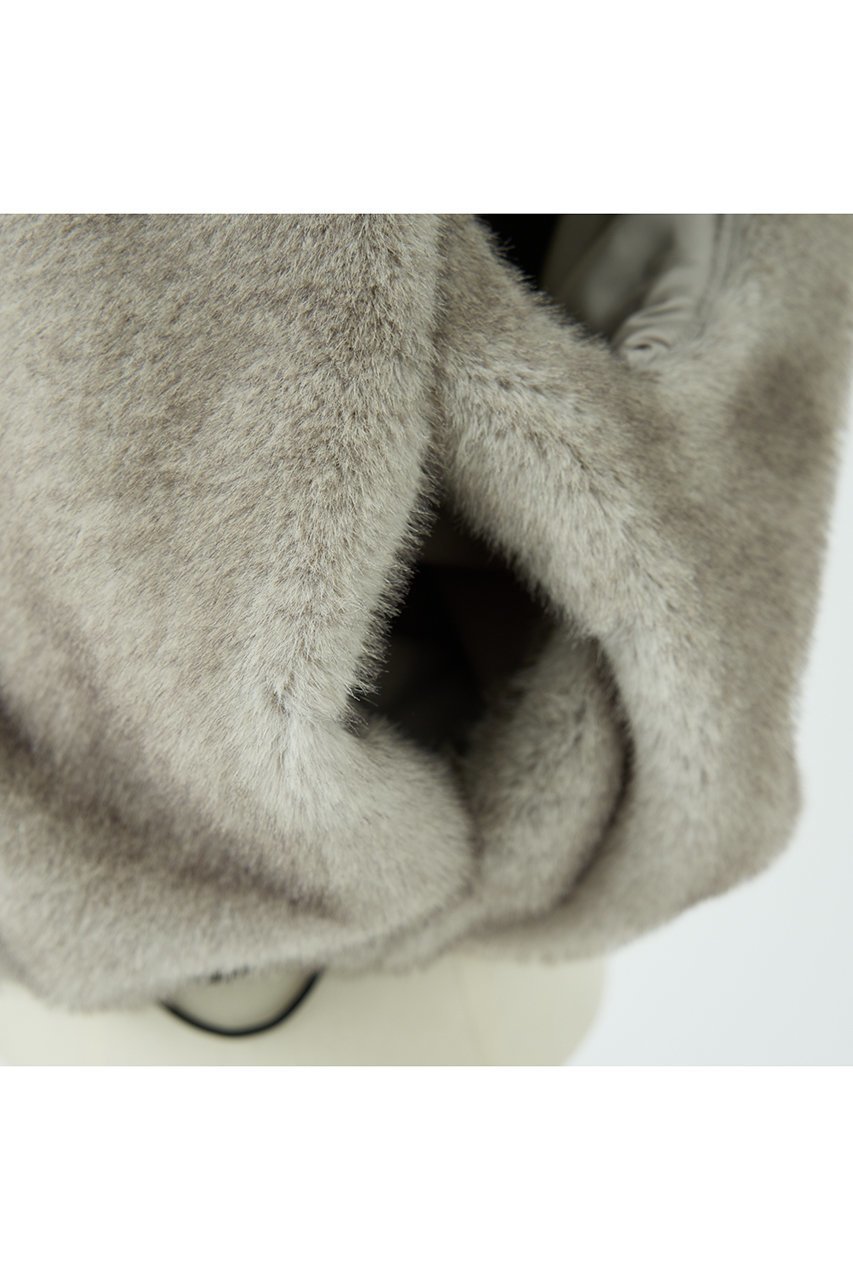 【デザイン ワークス/DESIGN WORKS】のリッチフェイクファーフードジレ 人気、トレンドファッション・服の通販 founy(ファニー) 　ファッション　Fashion　レディースファッション　Fashion for Women　アウター　Coat / Outerwear Collection　トップス・カットソー　Cut & Sew Tops　シャツ・ブラウス・オフィスカジュアル　Elegant Blouses & Button-Ups　レディースパーカー・カジュアルフーディー　Casual Hoodies & Sweatshirts　ロングTシャツ・Tシャツ　Longline T-Shirts & Tees　ベスト&ジレ / 重ね着スタイル　Vests & Gilets　スウェット・クルーネックトップス　Sweatshirts & Crewnecks / Relaxed Fit Sweat Tops　カットソー・ベーシックTシャツ　Cut-and-Sewn Tops / Stretch Tees & Basics　おすすめ　Recommended / Our Picks　デニム　Denim, Jeans Material　フェイクファー　Faux Fur, Imitation Fur　フォルム　Silhouette, Form　ブラウジング　Blouson Silhouette, Cinched Waist　ワイド　Wide, Wide Fit　新作・新入荷　New Arrivals / New In　A/W・秋冬　Autumn/Winter　other-6|ID: prp329100004669611 ipo3291000000033762434