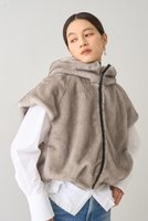 【デザイン ワークス/DESIGN WORKS】のリッチフェイクファーフードジレ 人気、トレンドファッション・服の通販 founy(ファニー) ファッション Fashion レディースファッション Fashion for Women アウター Coat / Outerwear Collection トップス・カットソー Cut & Sew Tops シャツ・ブラウス・オフィスカジュアル Elegant Blouses & Button-Ups レディースパーカー・カジュアルフーディー Casual Hoodies & Sweatshirts ロングTシャツ・Tシャツ Longline T-Shirts & Tees ベスト&ジレ / 重ね着スタイル Vests & Gilets スウェット・クルーネックトップス Sweatshirts & Crewnecks / Relaxed Fit Sweat Tops カットソー・ベーシックTシャツ Cut-and-Sewn Tops / Stretch Tees & Basics おすすめ Recommended / Our Picks デニム Denim, Jeans Material フェイクファー Faux Fur, Imitation Fur フォルム Silhouette, Form ブラウジング Blouson Silhouette, Cinched Waist ワイド Wide, Wide Fit A/W・秋冬 Autumn/Winter |ID:prp329100004669611