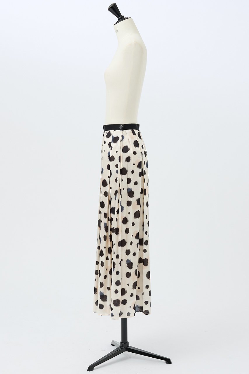 【デザイン ワークス/DESIGN WORKS】の【セットアップ対応】イタリアンファブリックランダムドットプリーツスカート 人気、トレンドファッション・服の通販 founy(ファニー) 　ファッション　Fashion　レディースファッション　Fashion for Women　セットアップ　Matching Sets　スカート・ミニ/ミディ/マキシ　Skirts / Mini, Midi & Maxi Skirts　スカート　Skirts　プリーツスカート / 上品フェミニンスタイル　Pleated Skirts　ロングスカート　Long Skirts / Maxi & Midi Skirts　おすすめ　Recommended / Our Picks　イタリア　Italy　サテン　Satin, Glossy Fabric　ジャケット　Jacket, Outerwear　セットアップ　Set-Up, Coordinated Outfit　ドット　Polka Dot, Dot Pattern　バランス　Balance, Style Balance　ファブリック　Fabric, Textile　プリーツ　Pleats, Pleated　ランダム　Random, Irregular　ロング　Long, Long-Length　other-2|ID: prp329100004669613 ipo3291000000035493289