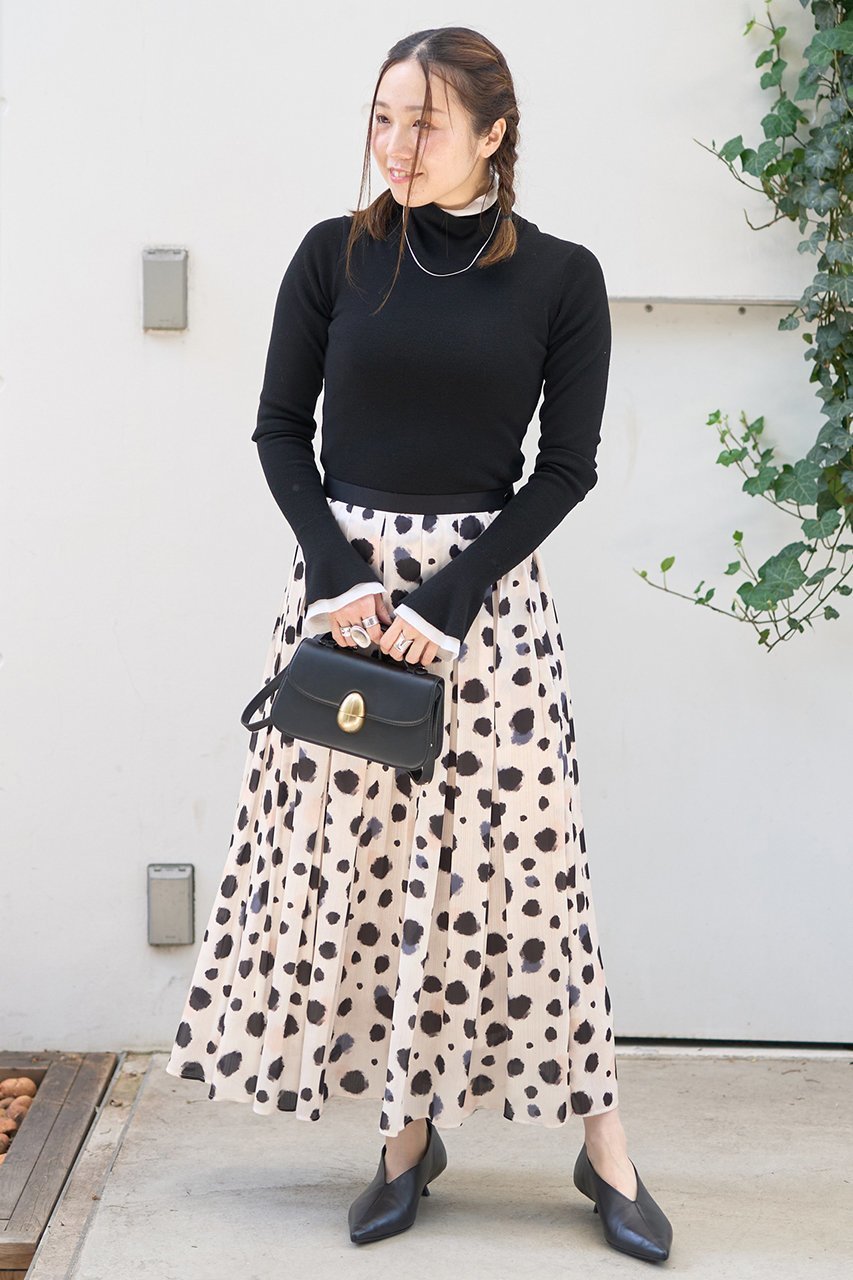 【デザイン ワークス/DESIGN WORKS】の【セットアップ対応】イタリアンファブリックランダムドットプリーツスカート 人気、トレンドファッション・服の通販 founy(ファニー) 　ファッション　Fashion　レディースファッション　Fashion for Women　セットアップ　Matching Sets　スカート・ミニ/ミディ/マキシ　Skirts / Mini, Midi & Maxi Skirts　スカート　Skirts　プリーツスカート / 上品フェミニンスタイル　Pleated Skirts　ロングスカート　Long Skirts / Maxi & Midi Skirts　おすすめ　Recommended / Our Picks　イタリア　Italy　サテン　Satin, Glossy Fabric　ジャケット　Jacket, Outerwear　セットアップ　Set-Up, Coordinated Outfit　ドット　Polka Dot, Dot Pattern　バランス　Balance, Style Balance　ファブリック　Fabric, Textile　プリーツ　Pleats, Pleated　ランダム　Random, Irregular　ロング　Long, Long-Length　other-8|ID: prp329100004669613 ipo3291000000035493298