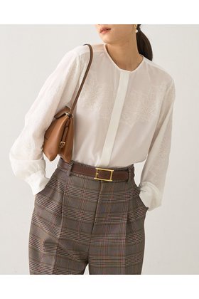 【デザイン ワークス/DESIGN WORKS】のキュプララッセルレースブラウス 人気、トレンドファッション・服の通販 founy(ファニー) ファッション Fashion レディースファッション Fashion for Women トップス・カットソー Cut & Sew Tops シャツ・ブラウス・オフィスカジュアル Elegant Blouses & Button-Ups おすすめ Recommended / Our Picks なめらか Smooth, Silky Texture キュプラ Cupro, Eco Fabric スリーブ Sleeve, Long Sleeve / Short Sleeve タイトスカート Pencil Skirt, Tight Skirt デニム Denim, Jeans Material ファブリック Fabric, Textile フロント Front, Front Design ラッセル Raschel, Raschel Lace レース Lace, Lace Fabric ロング Long, Long-Length エレガント 上品 Elegant 新作・新入荷 New Arrivals / New In |ID:prp329100004669616