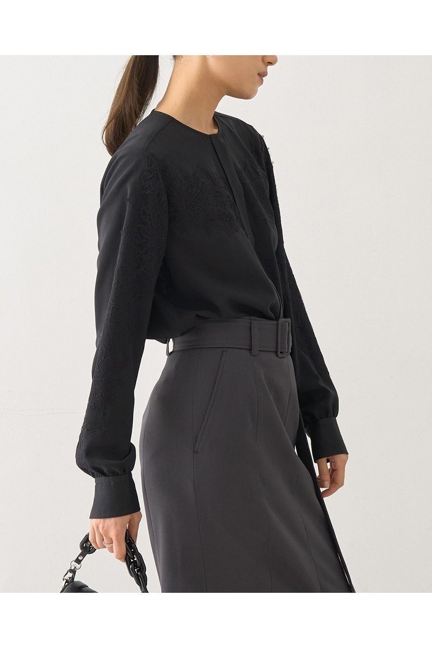 【デザイン ワークス/DESIGN WORKS】のキュプララッセルレースブラウス 人気、トレンドファッション・服の通販 founy(ファニー) 　ファッション　Fashion　レディースファッション　Fashion for Women　トップス・カットソー　Cut & Sew Tops　シャツ・ブラウス・オフィスカジュアル　Elegant Blouses & Button-Ups　おすすめ　Recommended / Our Picks　なめらか　Smooth, Silky Texture　キュプラ　Cupro, Eco Fabric　スリーブ　Sleeve, Long Sleeve / Short Sleeve　タイトスカート　Pencil Skirt, Tight Skirt　デニム　Denim, Jeans Material　ファブリック　Fabric, Textile　フロント　Front, Front Design　ラッセル　Raschel, Raschel Lace　レース　Lace, Lace Fabric　ロング　Long, Long-Length　エレガント 上品　Elegant　新作・新入荷　New Arrivals / New In　other-3|ID: prp329100004669616 ipo3291000000033762474