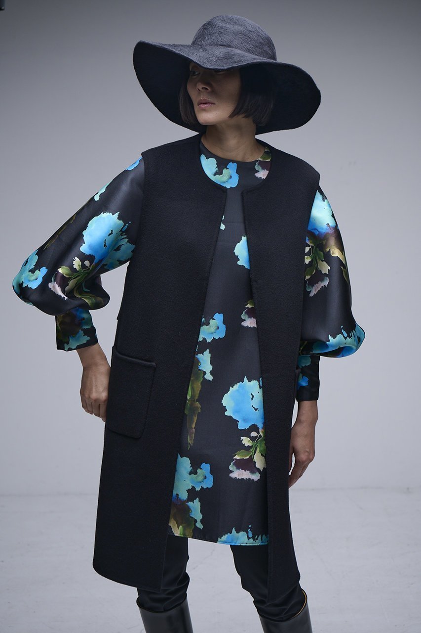 【エムフィル/M Fil】のMoon set Pt. Aラインロングブラウス 人気、トレンドファッション・服の通販 founy(ファニー) 　ファッション　Fashion　レディースファッション　Fashion for Women　トップス・カットソー　Cut & Sew Tops　シャツ・ブラウス・オフィスカジュアル　Elegant Blouses & Button-Ups　おすすめ　Recommended / Our Picks　スリーブ　Sleeve, Long Sleeve / Short Sleeve　プリント　Print, Printed Pattern　レギンス　Leggings, Stretch Pants　ロング　Long, Long-Length　新作・新入荷　New Arrivals / New In　other-6|ID: prp329100004669654 ipo3291000000034057502