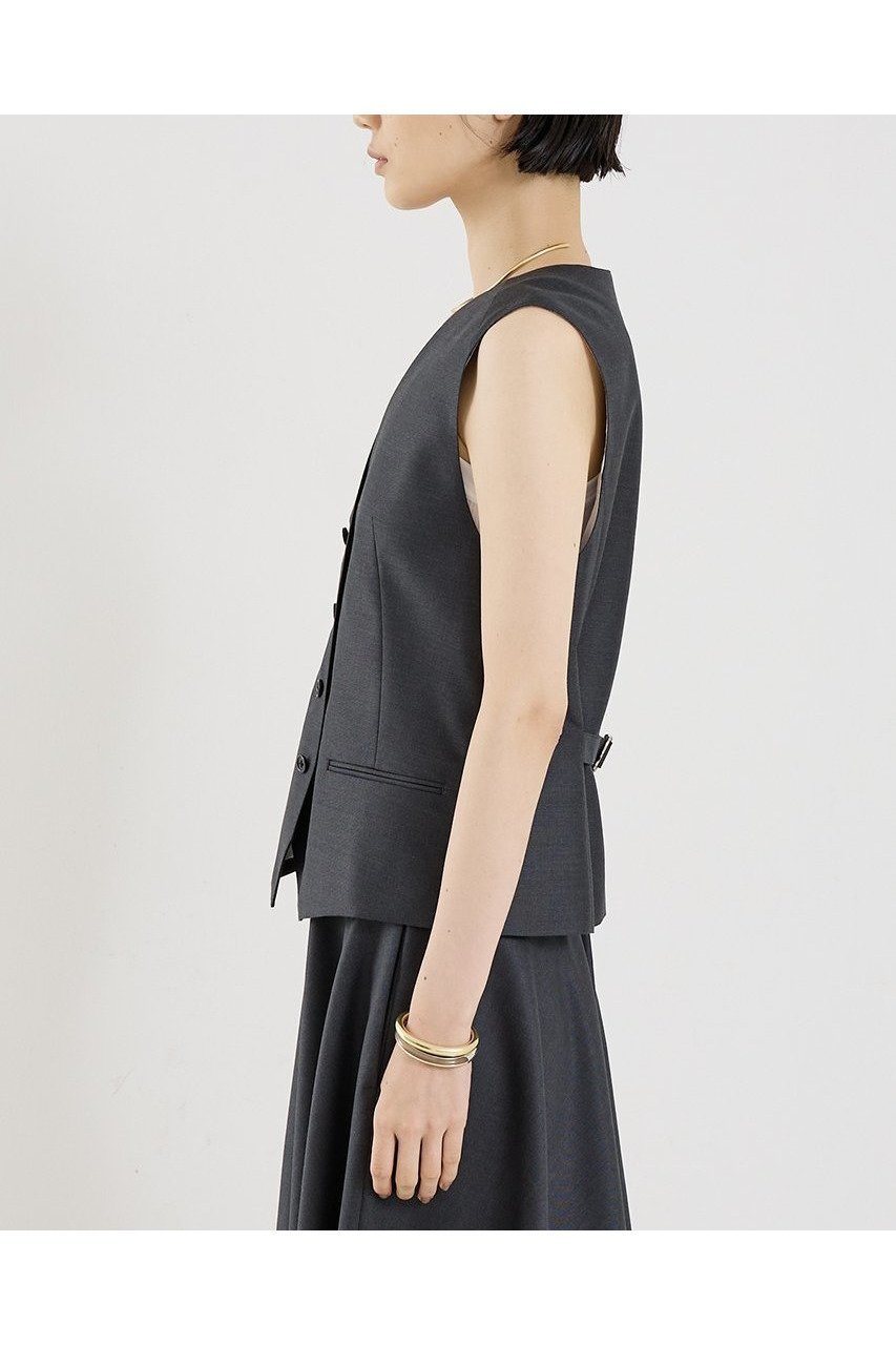 【ザ ストア バイ シー/THE STORE by C】の【COCUCA】ノースリーブベスト 人気、トレンドファッション・服の通販 founy(ファニー) 　ファッション　Fashion　レディースファッション　Fashion for Women　アウター　Coat / Outerwear Collection　レディースジャケット・軽アウター　Jackets　2025年　2025　2025-2026秋冬・A/W　Autumn/Winter 2025–26 AW25–26　おすすめ　Recommended / Our Picks　インナー　Innerwear　ジャケット　Jacket, Outerwear　ドレープ　Drape, Draping Fabric　ノースリーブ　Sleeveless, No-Sleeve　バランス　Balance, Style Balance　ベスト　Vest, Waistcoat　ベーシック　Basic, Essential　別注　Limited Edition, Custom Order　A/W・秋冬　Autumn/Winter　other-6|ID: prp329100004669722 ipo3291000000033763291