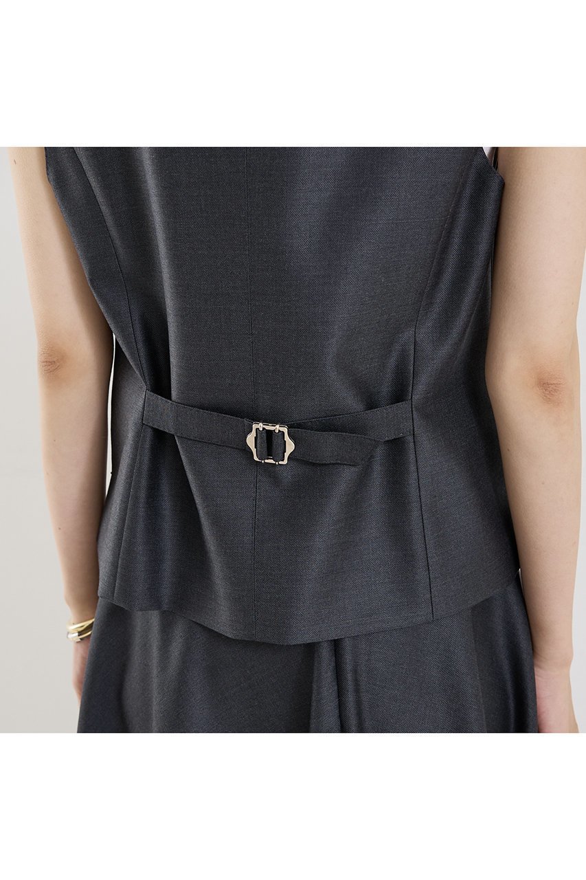 【ザ ストア バイ シー/THE STORE by C】の【COCUCA】ノースリーブベスト 人気、トレンドファッション・服の通販 founy(ファニー) 　ファッション　Fashion　レディースファッション　Fashion for Women　アウター　Coat / Outerwear Collection　レディースジャケット・軽アウター　Jackets　おすすめ　Recommended / Our Picks　インナー　Innerwear　ジャケット　Jacket, Outerwear　ドレープ　Drape, Draping Fabric　ノースリーブ　Sleeveless, No-Sleeve　バランス　Balance, Style Balance　ベスト　Vest, Waistcoat　ベーシック　Basic, Essential　再入荷　Restock / Back in Stock　別注　Limited Edition, Custom Order　other-8|ID: prp329100004669722 ipo3291000000036885525