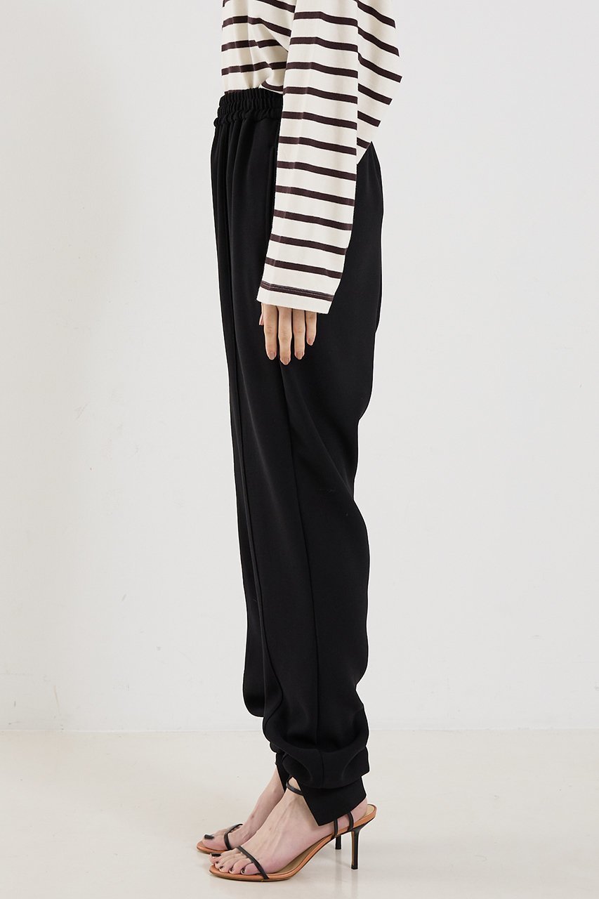 【ザ ストア バイ シー/THE STORE by C】の【COCUCA】ジョガーパンツ 人気、トレンドファッション・服の通販 founy(ファニー) 　ファッション　Fashion　レディースファッション　Fashion for Women　パンツ　Pants & Trousers　2025年　2025　2025-2026秋冬・A/W　Autumn/Winter 2025–26 AW25–26　ギャザー　Gathered, Ruffled　ストレッチ　Stretch, Stretchy Fabric　スリット　Slit, Slit Detail　センター　Center, Center Line　フィット　Fit, Slim Fit　人気　Popular, Best Seller　別注　Limited Edition, Custom Order　A/W・秋冬　Autumn/Winter　other-7|ID: prp329100004669726 ipo3291000000033763322
