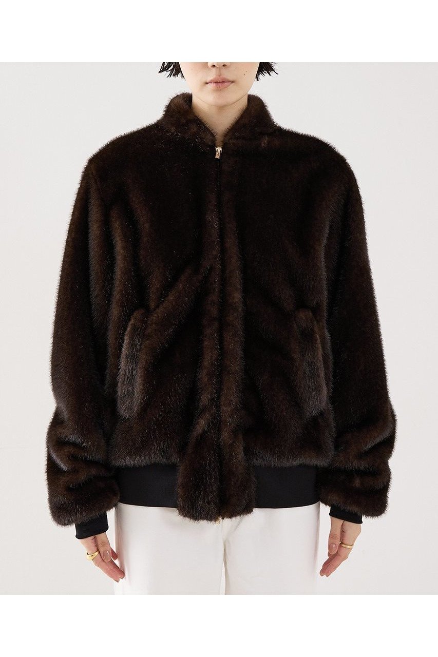 【ザ ストア バイ シー/THE STORE by C】の【COCUCA】フェイクファーブルゾン 人気、トレンドファッション・服の通販 founy(ファニー) 　ファッション　Fashion　レディースファッション　Fashion for Women　アウター　Coat / Outerwear Collection　レディースジャケット・軽アウター　Jackets　ブルゾンジャケット・スポーティアウター　Blouson Jackets　2025年　2025　2025-2026秋冬・A/W　Autumn/Winter 2025–26 AW25–26　なめらか　Smooth, Silky Texture　サテン　Satin, Glossy Fabric　ジャケット　Jacket, Outerwear　バランス　Balance, Style Balance　フランス　France, French　ブルゾン　Blouson, Bomber Jacket　ラグジュアリー　Luxury, Elegant　冬　Winter / This Winter　A/W・秋冬　Autumn/Winter　other-4|ID: prp329100004669730 ipo3291000000033763360