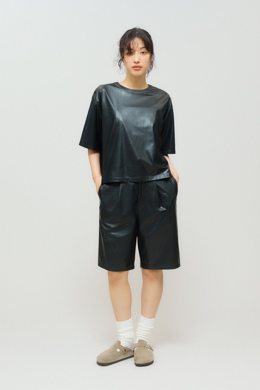 【ミディウミソリッド/MIDIUMISOLID】のシンセティックレザートップス 人気、トレンドファッション・服の通販 founy(ファニー) 　ファッション　Fashion　レディースファッション　Fashion for Women　トップス・カットソー　Cut & Sew Tops　シャツ・ブラウス・オフィスカジュアル　Elegant Blouses & Button-Ups　クール　Cool, Chic　ショート　Short, Short Length　シンプル　Simple, Minimal　スリーブ　Sleeve, Long Sleeve / Short Sleeve　チュール　Tulip, Tulip Motif　フェイクレザー　Faux Leather, PU Leather　フェミニン　Feminine, Girly　半袖　Short Sleeve, Half Sleeve　other-6|ID: prp329100004669737 ipo3291000000036134287