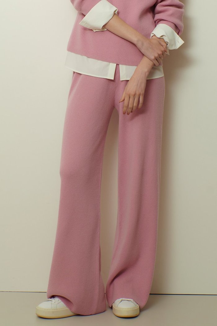 【アルアバイル/allureville】のウールリブニットパンツ インテリア・キッズ・メンズ・レディースファッション・服の通販 founy(ファニー) https://founy.com/ ファッション Fashion レディースファッション Fashion for Women パンツ Pants & Trousers ラグジュアリー Luxury, Elegant リラックス Relax, Relaxed Fit ワイド Wide, Wide Fit エレガント 上品 Elegant 定番 Standard, Basic Item 新作・新入荷 New Arrivals / New In |ID: prp329100004676050 ipo3291000000033787824