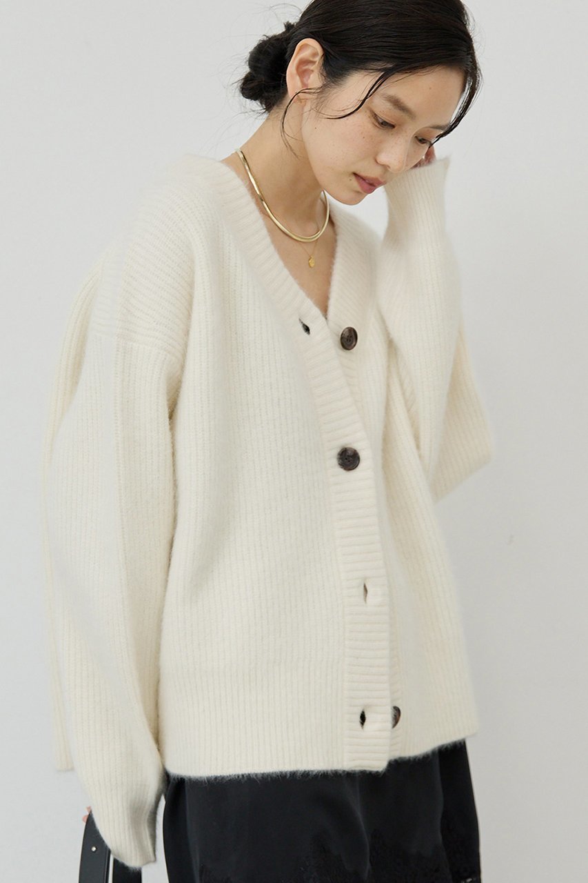 【ガリャルダガランテ/GALLARDAGALANTE】のファーVネックカーディガン 人気、トレンドファッション・服の通販 founy(ファニー) 　ファッション　Fashion　レディースファッション　Fashion for Women　トップス・カットソー　Cut & Sew Tops　ニット　Knit Tops & Sweaters　カーディガン・羽織り　Layered Style Cardigans　Vネックトップス　V-Neck Tops / V-Cut Neckline Shirts　おすすめ　Recommended / Our Picks　カーディガン　Cardigan, Knitwear　フォックス　Fox, Fox Fur　エレガント 上品　Elegant　 other-1|ID: prp329100004680127 ipo3291000000036134451