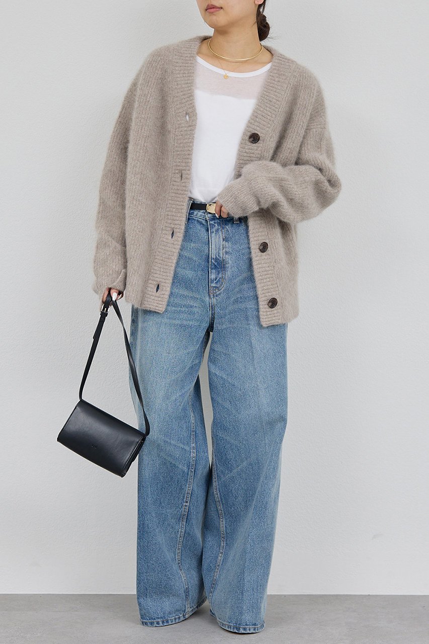 【ガリャルダガランテ/GALLARDAGALANTE】のファーVネックカーディガン 人気、トレンドファッション・服の通販 founy(ファニー) 　ファッション　Fashion　レディースファッション　Fashion for Women　トップス・カットソー　Cut & Sew Tops　ニット　Knit Tops & Sweaters　カーディガン・羽織り　Layered Style Cardigans　Vネックトップス　V-Neck Tops / V-Cut Neckline Shirts　おすすめ　Recommended / Our Picks　カーディガン　Cardigan, Knitwear　フォックス　Fox, Fox Fur　エレガント 上品　Elegant　other-2|ID: prp329100004680127 ipo3291000000036134454