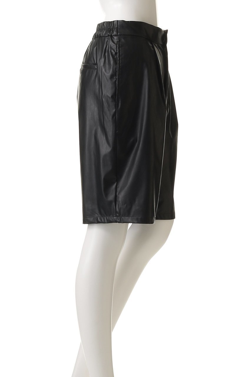【ミディウミソリッド/MIDIUMISOLID】のsynthetic leather short PT パンツ 人気、トレンドファッション・服の通販 founy(ファニー) 　ファッション　Fashion　レディースファッション　Fashion for Women　パンツ　Pants & Trousers　ショートパンツ・ハーフパンツ　High-Waisted & Relaxed Shorts　おすすめ　Recommended / Our Picks　クール　Cool, Chic　ショート　Short, Short Length　シンプル　Simple, Minimal　セットアップ　Set-Up, Coordinated Outfit　フェイクレザー　Faux Leather, PU Leather　フェミニン　Feminine, Girly　新作・新入荷　New Arrivals / New In　other-3|ID: prp329100004680129 ipo3291000000033806027