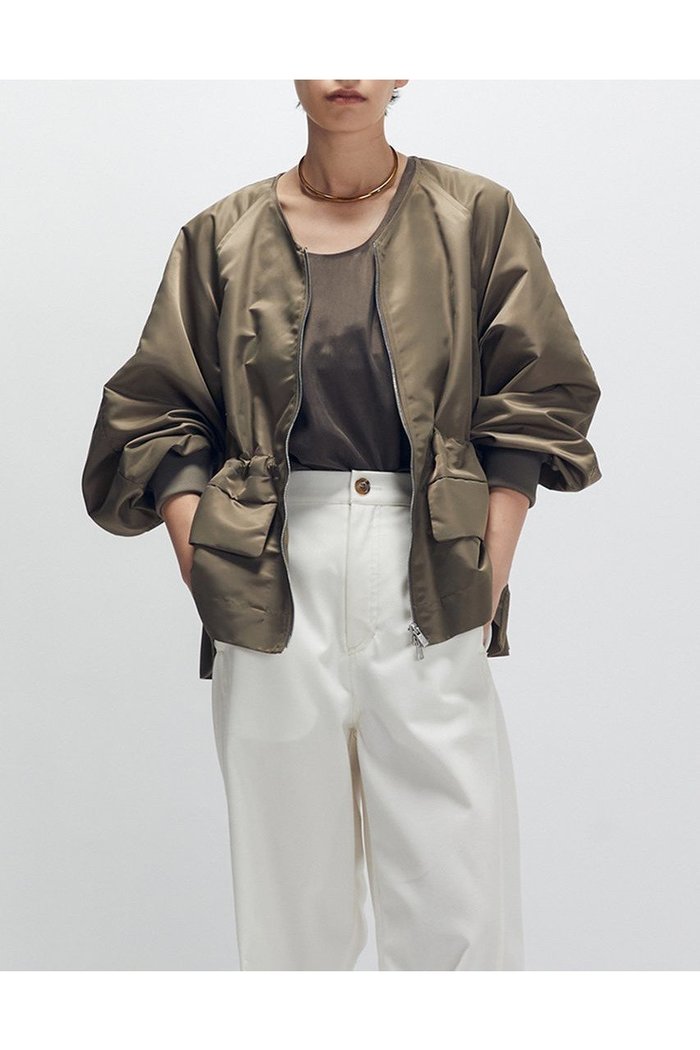 【プルミエ アロンディスモン/1er Arrondissement】のナイロンサテンブルゾン インテリア・キッズ・メンズ・レディースファッション・服の通販 founy(ファニー) https://founy.com/ ファッション Fashion レディースファッション Fashion for Women アウター Coat / Outerwear Collection レディースジャケット・軽アウター Jackets ブルゾンジャケット・スポーティアウター Blouson Jackets サテン Satin, Glossy Fabric ジャケット Jacket, Outerwear スピンドル Spindle, Drawcord フェミニン Feminine, Girly フォルム Silhouette, Form ブルゾン Blouson, Bomber Jacket ミリタリー Military, Army Style 新作・新入荷 New Arrivals / New In |ID: prp329100004680135 ipo3291000000033806063