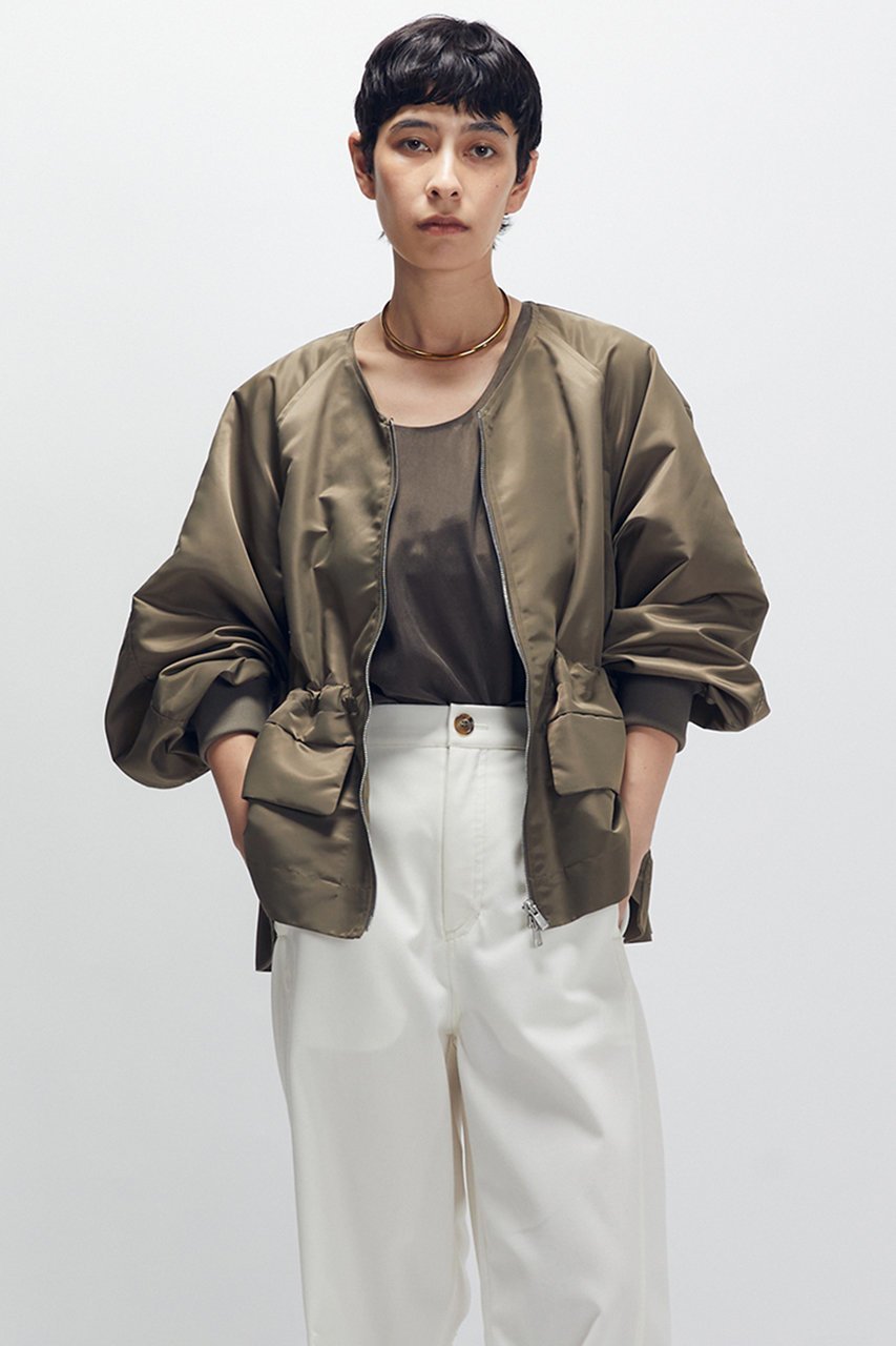 【プルミエ アロンディスモン/1er Arrondissement】のナイロンサテンブルゾン 人気、トレンドファッション・服の通販 founy(ファニー) 　ファッション　Fashion　レディースファッション　Fashion for Women　アウター　Coat / Outerwear Collection　レディースジャケット・軽アウター　Jackets　ブルゾンジャケット・スポーティアウター　Blouson Jackets　サテン　Satin, Glossy Fabric　ジャケット　Jacket, Outerwear　スピンドル　Spindle, Drawcord　フェミニン　Feminine, Girly　フォルム　Silhouette, Form　ブルゾン　Blouson, Bomber Jacket　ミリタリー　Military, Army Style　 other-1|ID: prp329100004680135 ipo3291000000036040133