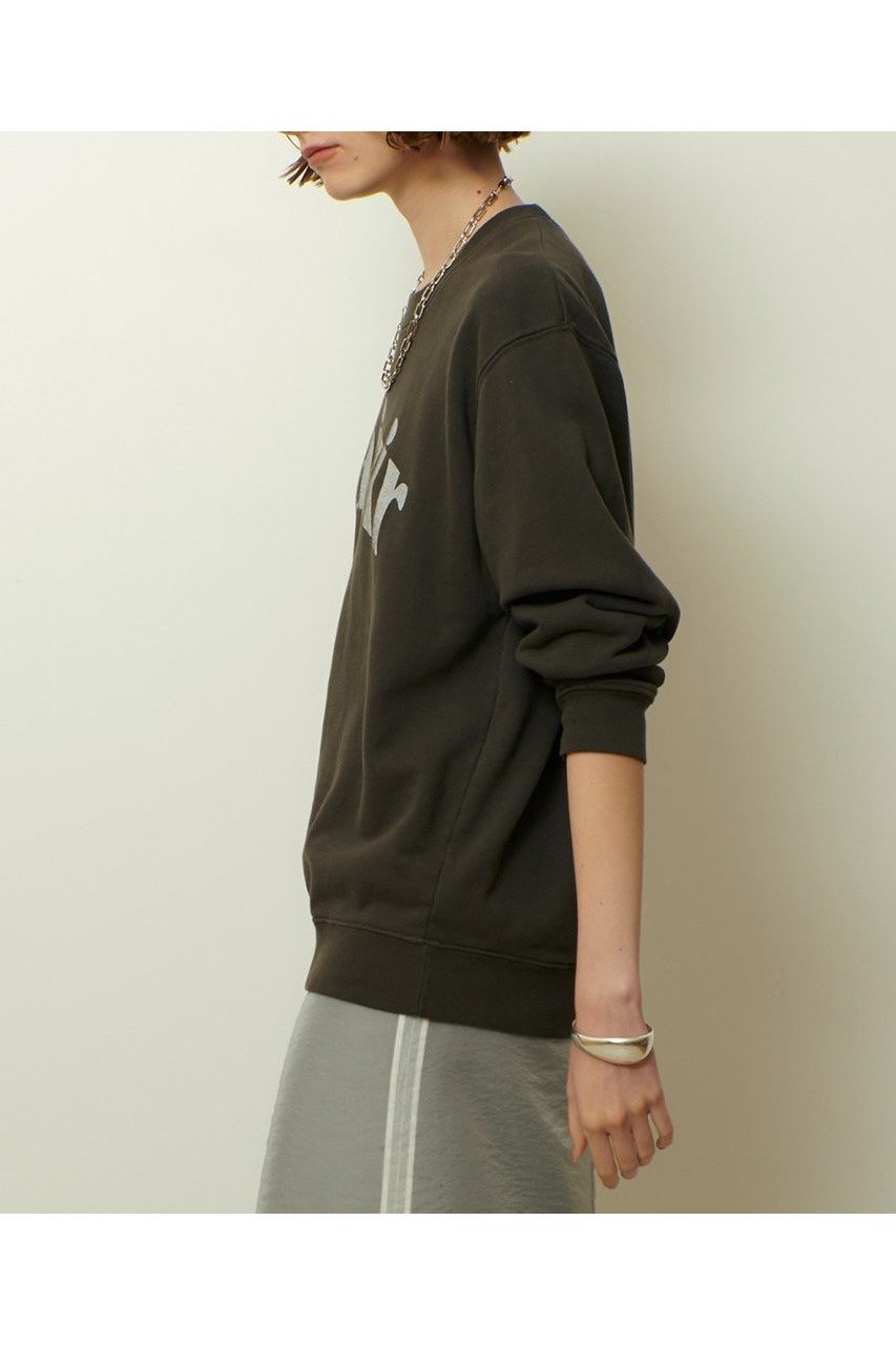 【アルアバイル/allureville】のロゴスウェットプルオーバー 人気、トレンドファッション・服の通販 founy(ファニー) 　ファッション　Fashion　レディースファッション　Fashion for Women　トップス・カットソー　Cut & Sew Tops　シャツ・ブラウス・オフィスカジュアル　Elegant Blouses & Button-Ups　レディースパーカー・カジュアルフーディー　Casual Hoodies & Sweatshirts　ロングTシャツ・Tシャツ　Longline T-Shirts & Tees　カジュアルプルオーバー・ニットトップス　Pullovers & Knit Tops / Casual Pullovers　スウェット・クルーネックトップス　Sweatshirts & Crewnecks / Relaxed Fit Sweat Tops　カットソー・ベーシックTシャツ　Cut-and-Sewn Tops / Stretch Tees & Basics　スウェット / スエット　Sweatshirt, Sweatwear　デニム　Denim, Jeans Material　ボトム　Bottoms, Lower Wear　ヴィンテージ　Vintage Style　新作・新入荷　New Arrivals / New In　other-8|ID: prp329100004680138 ipo3291000000033806092