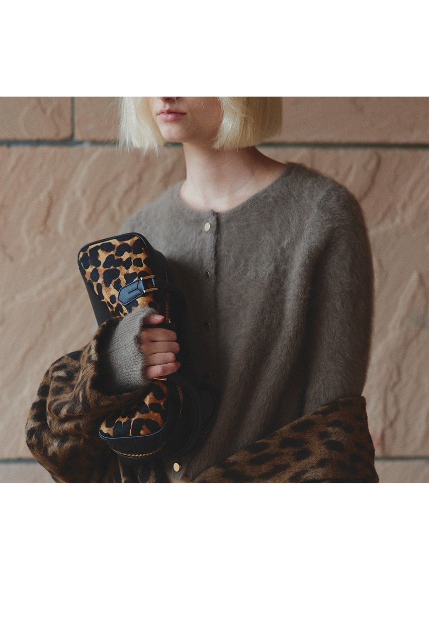 【アルアバイル/allureville】のカシミヤブレンドファー加工カーディガン 人気、トレンドファッション・服の通販 founy(ファニー) 　ファッション　Fashion　レディースファッション　Fashion for Women　トップス・カットソー　Cut & Sew Tops　ニット　Knit Tops & Sweaters　カーディガン・羽織り　Layered Style Cardigans　カーディガン　Cardigan, Knitwear　コンパクト　Compact, Small Size　フォックス　Fox, Fox Fur　プリーツ　Pleats, Pleated　ボトム　Bottoms, Lower Wear　冬　Winter / This Winter　新作・新入荷　New Arrivals / New In　other-4|ID: prp329100004680148 ipo3291000000033806173
