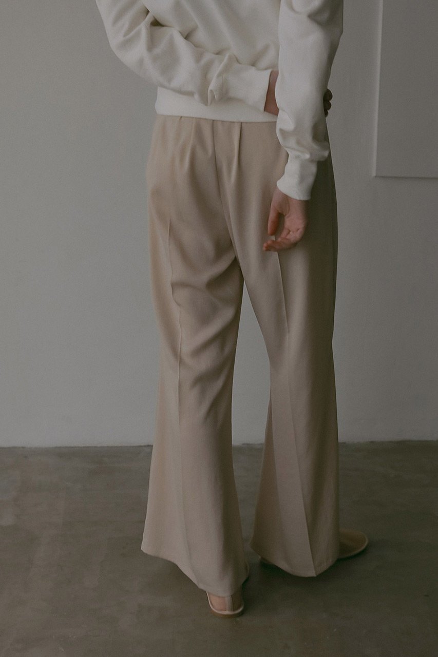 【ハー/HER.】の【9/11 12:00販売開始】ヴィンテージサテンタックパンツ 人気、トレンドファッション・服の通販 founy(ファニー) 　ファッション　Fashion　レディースファッション　Fashion for Women　パンツ　Pants & Trousers　エレガント 上品　Elegant　サテン　Satin, Glossy Fabric　ドレープ　Drape, Draping Fabric　フレア　Flare, Flared　ベルベット　Velvet, Velvety　新作・新入荷　New Arrivals / New In　A/W・秋冬　Autumn/Winter　other-5|ID: prp329100004683201 ipo3291000000033821254