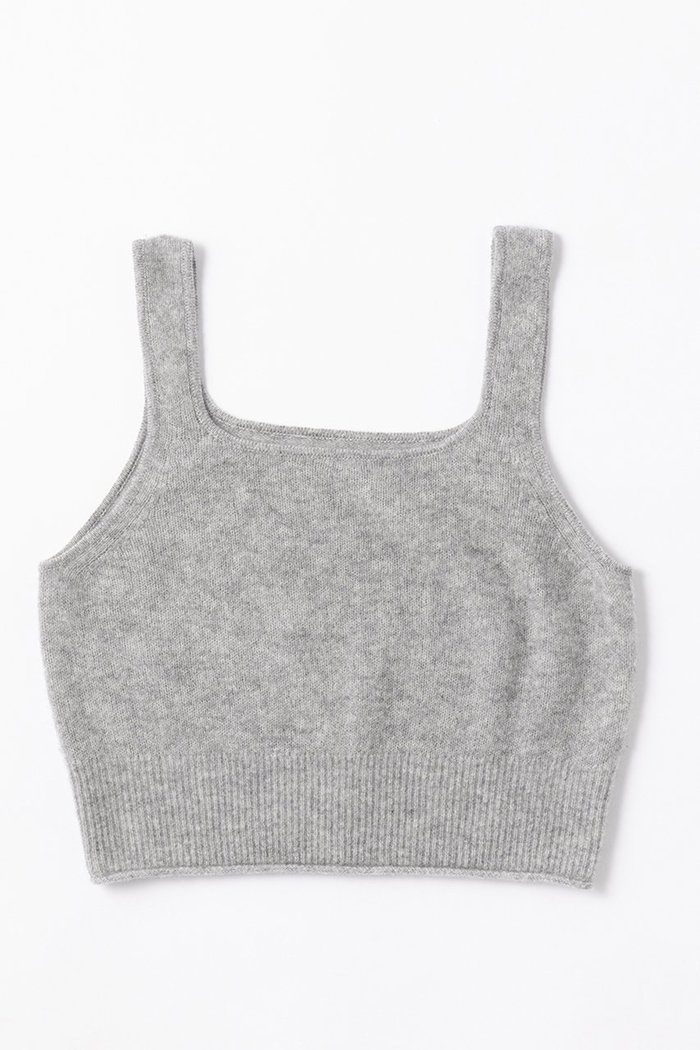 【エレガンセーゼ/ELEGANCESE】のSheer カシミヤキャミソール インテリア・キッズ・メンズ・レディースファッション・服の通販 founy(ファニー) https://founy.com/ ファッション Fashion レディースファッション Fashion for Women トップス・カットソー Cut & Sew Tops ニット Knit Tops & Sweaters キャミソール&ノースリーブ Camisoles & Sleeveless Tops カジュアルプルオーバー・ニットトップス Pullovers & Knit Tops / Casual Pullovers アンサンブル Ensemble Set カーディガン Cardigan, Knitwear キャミソール Camisole, Spaghetti Strap Top スクエア Square, Square Shape デコルテ Décolleté, Neckline バランス Balance, Style Balance 新作・新入荷 New Arrivals / New In |ID: prp329100004684636 ipo3291000000033830671