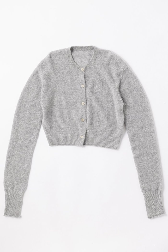 【エレガンセーゼ/ELEGANCESE】のSheer カシミヤカーディガン インテリア・キッズ・メンズ・レディースファッション・服の通販 founy(ファニー) https://founy.com/ ファッション Fashion レディースファッション Fashion for Women トップス・カットソー Cut & Sew Tops ニット Knit Tops & Sweaters カーディガン・羽織り Layered Style Cardigans エレガント 上品 Elegant カーディガン Cardigan, Knitwear コンパクト Compact, Small Size スリーブ Sleeve, Long Sleeve / Short Sleeve |ID: prp329100004684641 ipo3291000000036128498