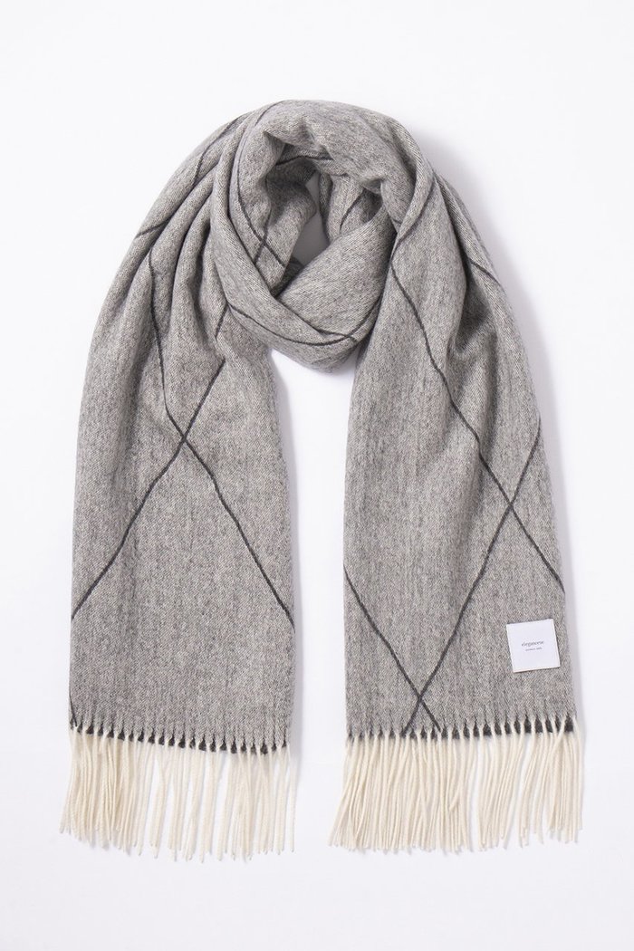 【エレガンセーゼ/ELEGANCESE】のdiamond wave マフラー インテリア・キッズ・メンズ・レディースファッション・服の通販 founy(ファニー) https://founy.com/ ファッション Fashion レディースファッション Fashion for Women ストール Soft & Warm Scarves マフラー・スヌード / 冬小物の定番 Scarves & Mufflers ウェーブ Wavy Pattern ストール Stole, Wrap マフラー Scarf, Muffler ラグジュアリー Luxury, Elegant 新作・新入荷 New Arrivals / New In |ID: prp329100004684669 ipo3291000000033830938