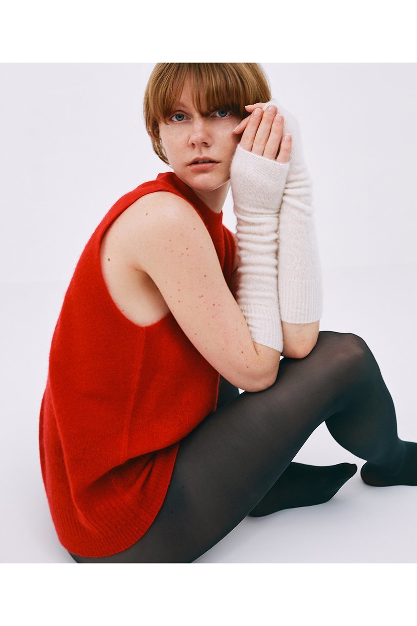 【エレガンセーゼ/ELEGANCESE】のsheer ニットベスト 人気、トレンドファッション・服の通販 founy(ファニー) 　ファッション　Fashion　レディースファッション　Fashion for Women　トップス・カットソー　Cut & Sew Tops　ニット　Knit Tops & Sweaters　ベスト&ジレ / 重ね着スタイル　Vests & Gilets　カジュアルプルオーバー・ニットトップス　Pullovers & Knit Tops / Casual Pullovers　軽量　Lightweight, Ultra Light　シアー　Sheer, See-Through　バランス　Balance, Style Balance　ベスト　Vest, Waistcoat　新作・新入荷　New Arrivals / New In　other-6|ID: prp329100004684674 ipo3291000000033830987