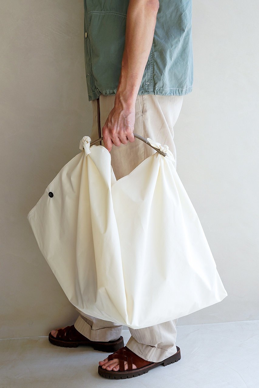 【イッチ/ITTI】のHERRIE FUROSHIKI バッグ / DS-LC 人気、トレンドファッション・服の通販 founy(ファニー) 　ファッション　Fashion　レディースファッション　Fashion for Women　ユニセックス　Unisex, Genderless　エレガント 上品　Elegant　スカーフ　Scarf, Neckwear　ドット　Polka Dot, Dot Pattern　ミリタリー　Military, Army Style　モチーフ　Motif, Design Theme　ラグジュアリー　Luxury, Elegant　other-6|ID: prp329100004686271 ipo3291000000033840406