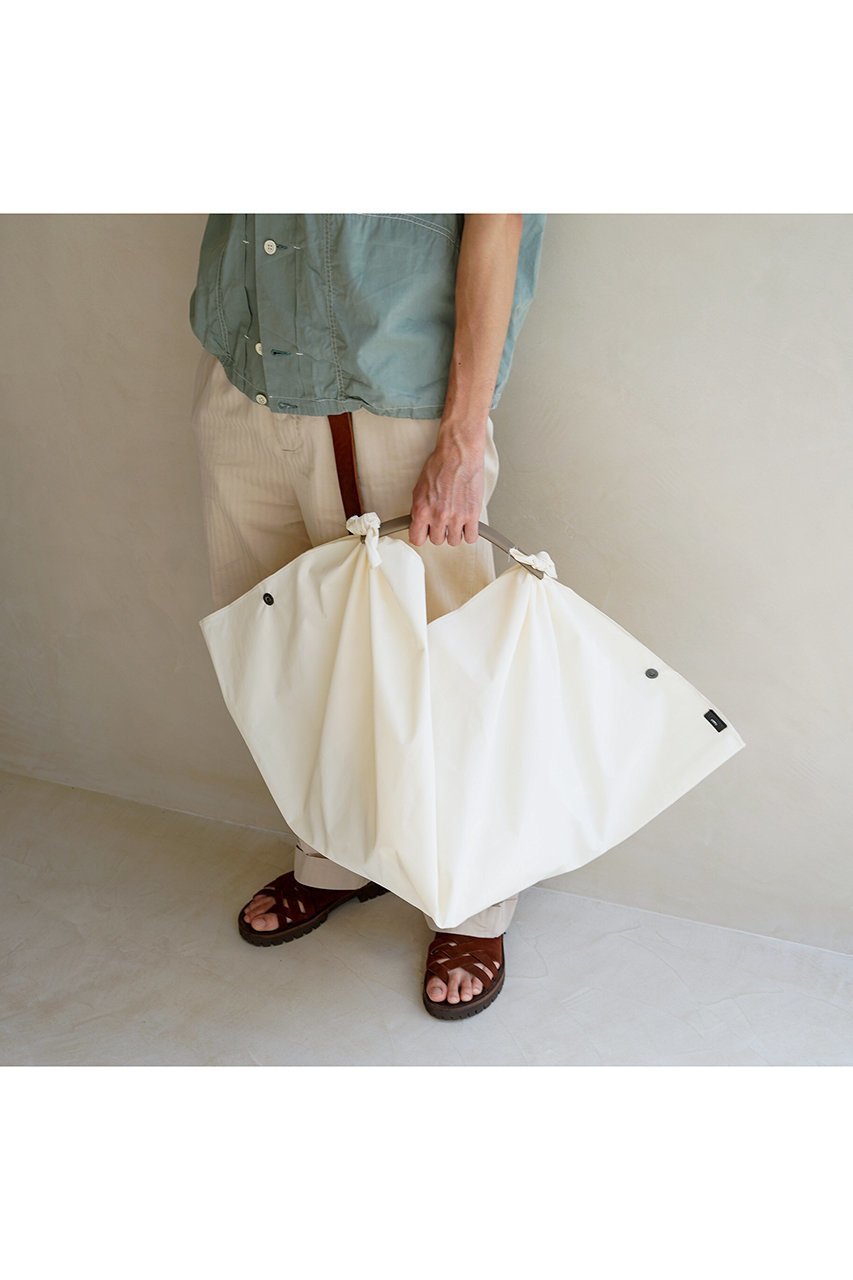 【イッチ/ITTI】のHERRIE FUROSHIKI バッグ / DS-LC 人気、トレンドファッション・服の通販 founy(ファニー) 　ファッション　Fashion　レディースファッション　Fashion for Women　ユニセックス　Unisex, Genderless　エレガント 上品　Elegant　スカーフ　Scarf, Neckwear　ドット　Polka Dot, Dot Pattern　ミリタリー　Military, Army Style　モチーフ　Motif, Design Theme　ラグジュアリー　Luxury, Elegant　other-7|ID: prp329100004686271 ipo3291000000033840407