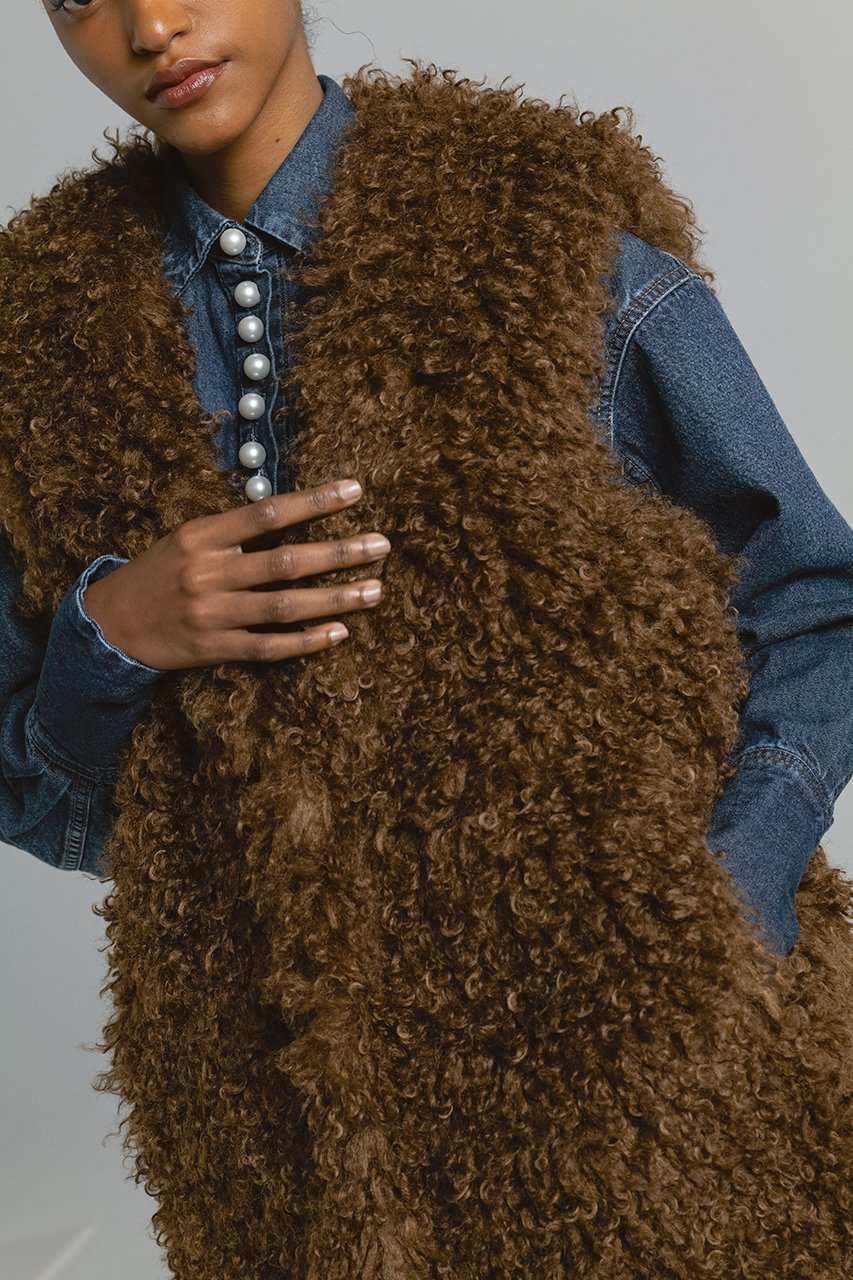 【チノ/CINOH】のCRINPED BOA ベスト 人気、トレンドファッション・服の通販 founy(ファニー) 　ファッション　Fashion　レディースファッション　Fashion for Women　アウター　Coat / Outerwear Collection　レディースジャケット・軽アウター　Jackets　シンプル　Simple, Minimal　ジャケット　Jacket, Outerwear　ファブリック　Fabric, Textile　ベスト　Vest, Waistcoat　ラグジュアリー　Luxury, Elegant　新作・新入荷　New Arrivals / New In　other-4|ID: prp329100004686384 ipo3291000000033841119