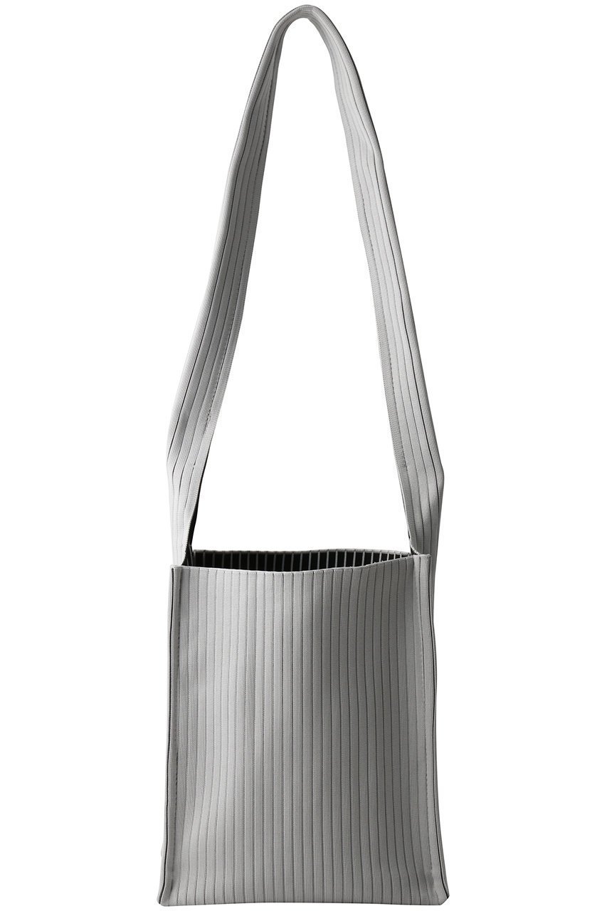 【メゾンスペシャル/MAISON SPECIAL】のニットバッグ インテリア・キッズ・メンズ・レディースファッション・服の通販 founy(ファニー) ファッション Fashion レディースファッション Fashion for Women トップス・カットソー Cut & Sew Tops ニット Knit Tops & Sweaters ユニセックス Unisex, Genderless アクセサリー Fashion Accessories ストライプ Stripe, Striped Pattern フォルム Silhouette, Form 旅行 Travel SLV(シルバー)|ID: prp329100004686406 ipo3291000000033868414