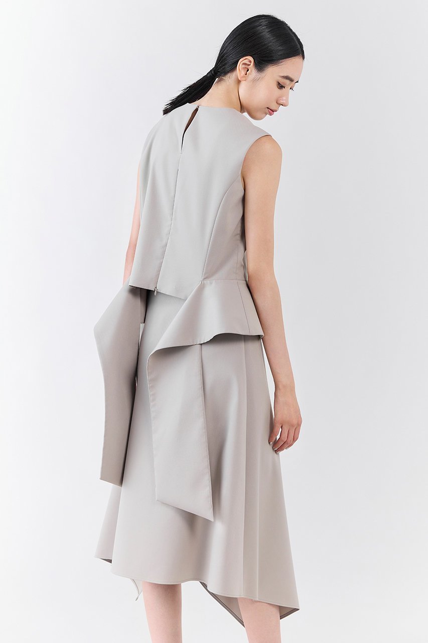 【エステータ/esteta】のライトダブルクロス バックリボン ペプラムトップス 人気、トレンドファッション・服の通販 founy(ファニー) 　ファッション　Fashion　レディースファッション　Fashion for Women　トップス・カットソー　Cut & Sew Tops　キャミソール&ノースリーブ　Camisoles & Sleeveless Tops　シャツ・ブラウス・オフィスカジュアル　Elegant Blouses & Button-Ups　コンパクト　Compact, Small Size　スラックス　Slacks, Dress Pants　ダウン　Down, Puffer　デニム　Denim, Jeans Material　ドレープ　Drape, Draping Fabric　ノースリーブ　Sleeveless, No-Sleeve　ペプラム　Peplum, Flared Hem　リボン　Ribbon, Bow　other-7|ID: prp329100004686418 ipo3291000000035512360