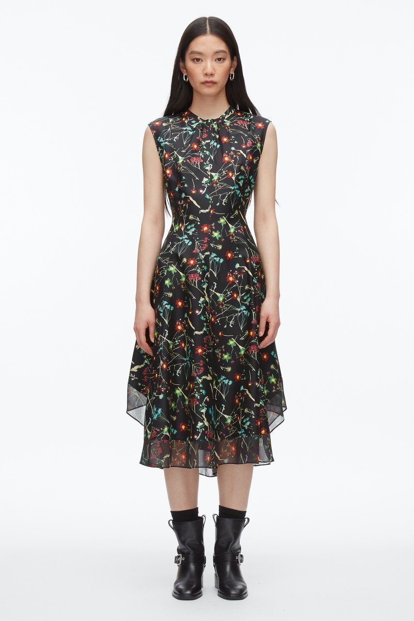 【スリーワン フィリップリム/3.1 Phillip Lim】のBLISS FLORAL スリーブレス シフォンヘム ドレス 人気、トレンドファッション・服の通販 founy(ファニー) 　ファッション　Fashion　レディースファッション　Fashion for Women　ワンピース　Dresses　フォーマル・パーティードレス・結婚式用ドレス　Elegant & Casual Dresses　チュニック　Tunic Tops & Dresses　シルク　Silk, 100% Silk　スリーブ　Sleeve, Long Sleeve / Short Sleeve　チュニック　Tunic, Long Top　ドレス　Dress, One-Piece　パーティ　Party, Party Style　プリント　Print, Printed Pattern　ラグジュアリー　Luxury, Elegant　ロング　Long, Long-Length　エレガント 上品　Elegant　other-7|ID: prp329100004687907 ipo3291000000036227122