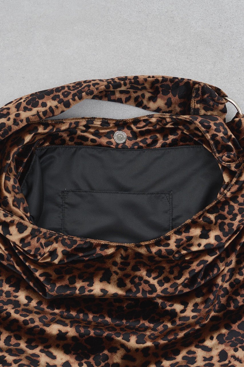 【ガリャルダガランテ/GALLARDAGALANTE】のベロアノットショルダー 人気、トレンドファッション・服の通販 founy(ファニー) 　ファッション　Fashion　レディースファッション　Fashion for Women　トップス・カットソー　Cut & Sew Tops　ベロアトップス　Velour Tops / Velvet-Look Items　バッグ　Bags　ベロア　Velour, Soft Velvet　エレガント 上品　Elegant　A/W・秋冬　Autumn/Winter　other-6|ID: prp329100004687916 ipo3291000000035298454