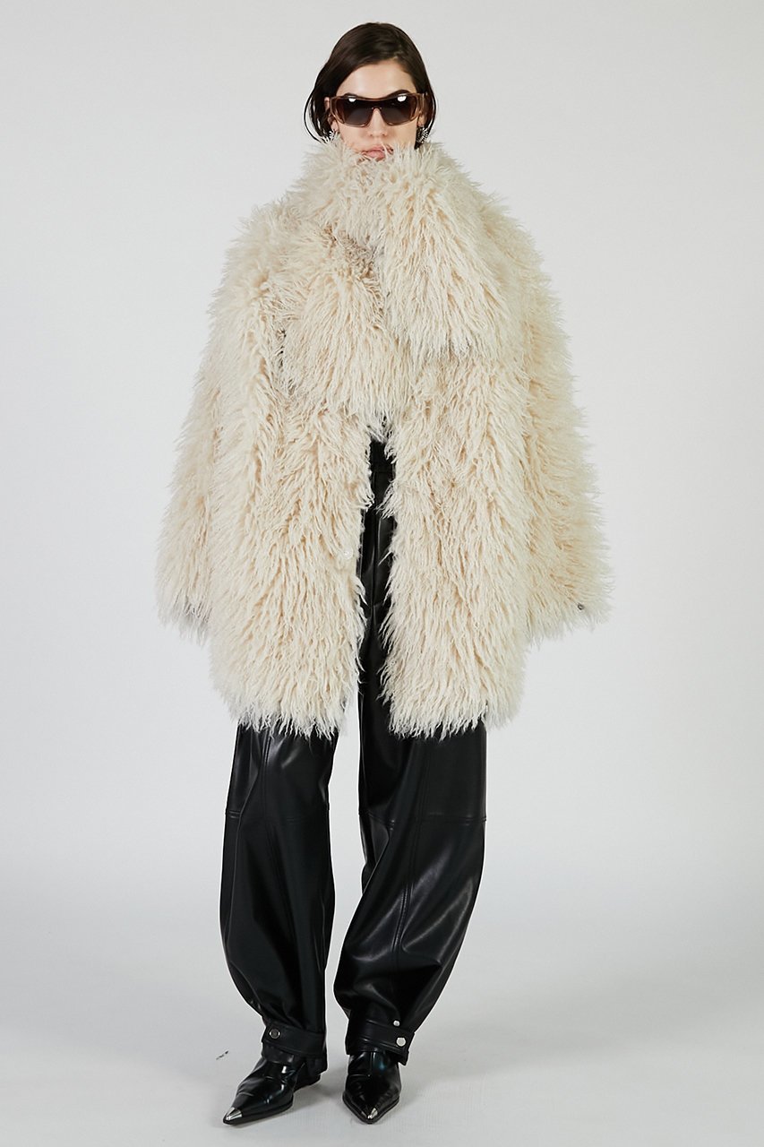 【プランク プロジェクト/PRANK PROJECT】のリバーシブルファーコート / Reversible Fur Coat 人気、トレンドファッション・服の通販 founy(ファニー) 　ファッション　Fashion　レディースファッション　Fashion for Women　アウター　Coat / Outerwear Collection　コート・ロングコート・ピーコート　Long Coats, Peacoats & More　ウェーブ　Wavy Pattern　カーディガン　Cardigan, Knitwear　フェイクレザー　Faux Leather, PU Leather　マフラー　Scarf, Muffler　リバーシブル　Reversible, Two-Sided　ロング　Long, Long-Length　新作・新入荷　New Arrivals / New In　other-7|ID: prp329100004687940 ipo3291000000033852797