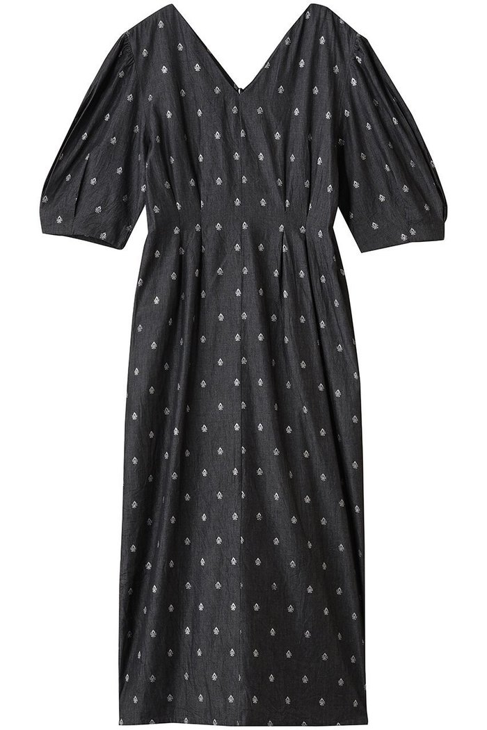 【ヌキテパ/NE QUITTEZ PAS】のDENIM FOIL PRINTハーフ スリーブ ドレス インテリア・キッズ・メンズ・レディースファッション・服の通販 founy(ファニー) https://founy.com/ ファッション Fashion レディースファッション Fashion for Women ワンピース Dresses フォーマル・パーティードレス・結婚式用ドレス Elegant & Casual Dresses チュニック Tunic Tops & Dresses シャンブレー Chambray, Denim-Like Fabric シルバー Silver, Metallic Silver スリーブ Sleeve, Long Sleeve / Short Sleeve チュニック Tunic, Long Top デコルテ Décolleté, Neckline デニム Denim, Jeans Material ドレス Dress, One-Piece ハーフ Half, Half-Length プリント Print, Printed Pattern ロング Long, Long-Length エレガント 上品 Elegant 新作・新入荷 New Arrivals / New In |ID: prp329100004689287 ipo3291000000033866492
