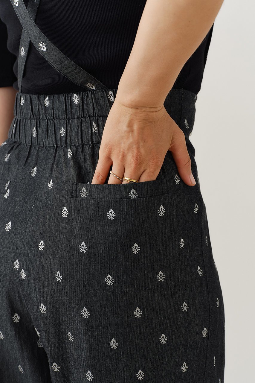 【ヌキテパ/NE QUITTEZ PAS】のDENIM FOIL PRINT ボタン パンツ 人気、トレンドファッション・服の通販 founy(ファニー) 　ファッション　Fashion　レディースファッション　Fashion for Women　パンツ　Pants & Trousers　おすすめ　Recommended / Our Picks　カットソー　Cut and Sewn Top　サスペンダー　Suspenders, Braces　シャンブレー　Chambray, Denim-Like Fabric　シルバー　Silver, Metallic Silver　シンプル　Simple, Minimal　デニム　Denim, Jeans Material　プリント　Print, Printed Pattern　メタル　Metal, Metal Parts　other-8|ID: prp329100004689289 ipo3291000000035358103