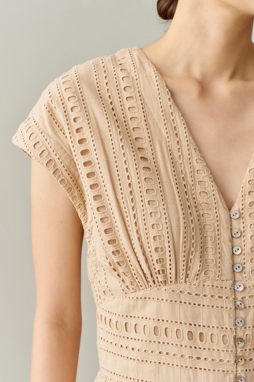 【ヌキテパ/NE QUITTEZ PAS】のSTRIPE CUTWORK オールインワン 人気、トレンドファッション・服の通販 founy(ファニー) 　ファッション　Fashion　レディースファッション　Fashion for Women　パンツ　Pants & Trousers　ギャザー　Gathered, Ruffled　ストライプ　Stripe, Striped Pattern　フロント　Front, Front Design　ワーク　Workwear, Utility Style　エレガント 上品　Elegant　新作・新入荷　New Arrivals / New In　other-8|ID: prp329100004689300 ipo3291000000033866616