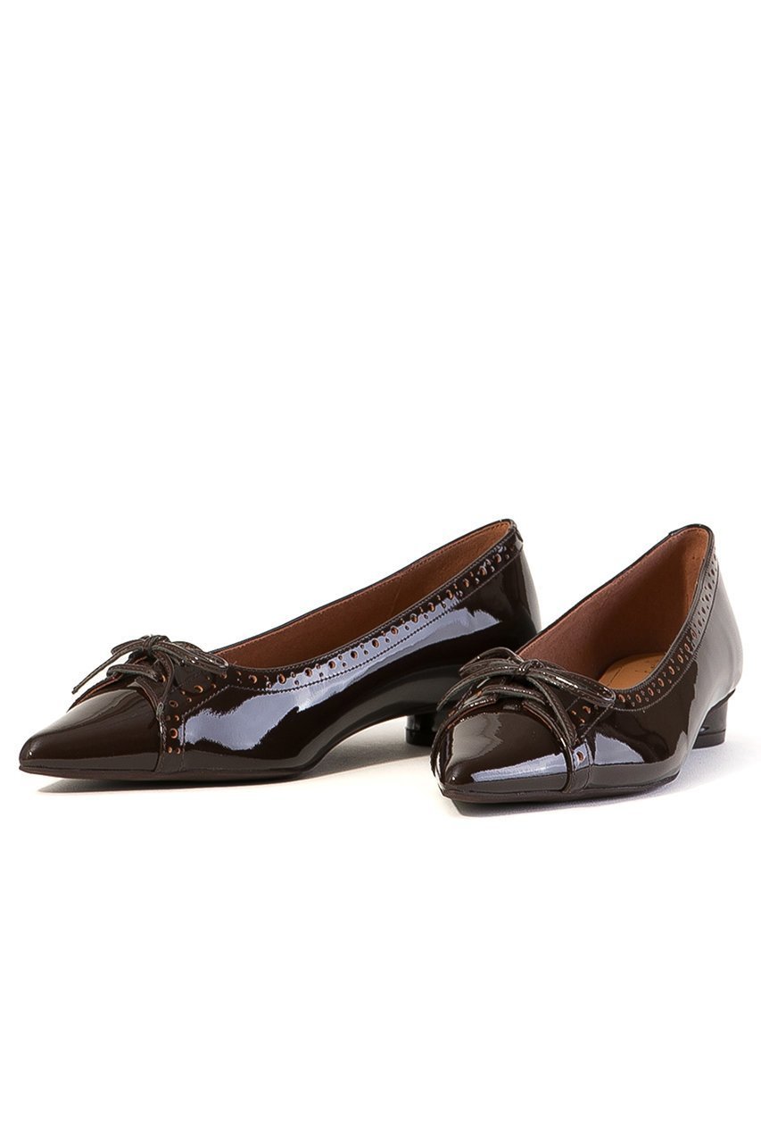 【ダニエラ アンド ジェマ/Daniella & GEMMA】のパンチングポインテッドパンプス 人気、トレンドファッション・服の通販 founy(ファニー) 　ファッション　Fashion　レディースファッション　Fashion for Women　エナメル　Patent Leather　クッション　Cushion, Throw Pillow　シンプル　Simple, Minimal　タイツ　Tights, Legwear　トレンド　Trend, Trending Now　フェミニン　Feminine, Girly　other-3|ID: prp329100004689320 ipo3291000000036204111