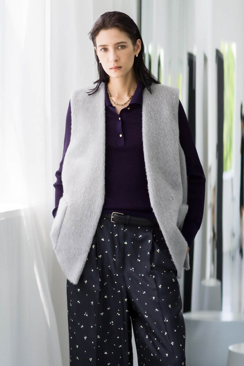【エブール/ebure】のアルパカシャギー ジレ 人気、トレンドファッション・服の通販 founy(ファニー) 　ファッション　Fashion　レディースファッション　Fashion for Women　アウター　Coat / Outerwear Collection　レディースジャケット・軽アウター　Jackets　ジャケット　Jacket, Outerwear　スリット　Slit, Slit Detail　パッチ　Patch, Appliqué　ベスト　Vest, Waistcoat　ポケット　Pocket, Pocket Detail　今季　This Season, Current Season　新作・新入荷　New Arrivals / New In　other-8|ID: prp329100004689466 ipo3291000000033867863