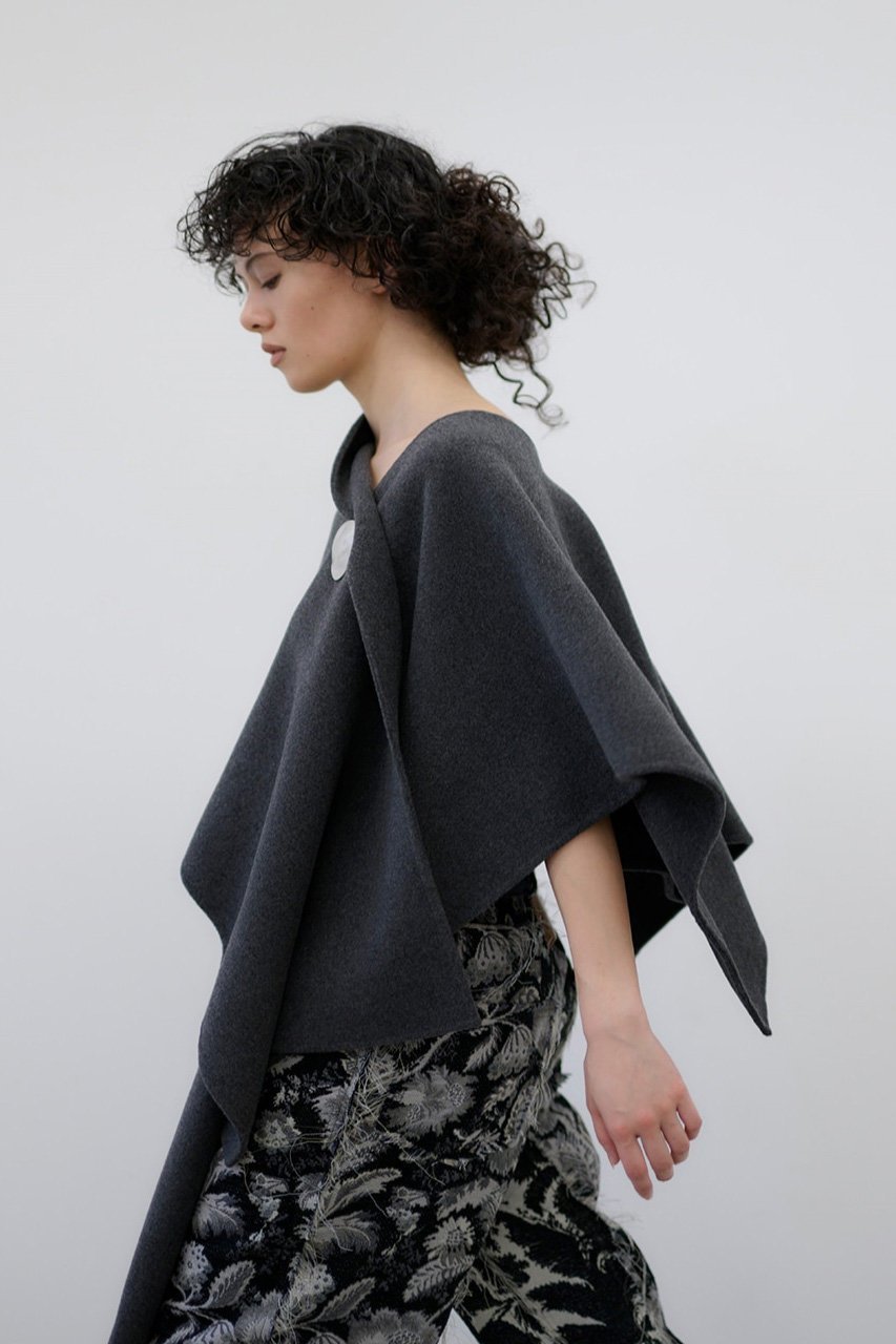 【スタニングルアー/STUNNING LURE】のストールポンチョ 人気、トレンドファッション・服の通販 founy(ファニー) 　ファッション　Fashion　レディースファッション　Fashion for Women　アウター　Coat / Outerwear Collection　ポンチョ・ケープコート　Ponchos & Capes　ストール　Soft & Warm Scarves　マフラー・スヌード / 冬小物の定番　Scarves & Mufflers　ストール　Stole, Wrap　スリット　Slit, Slit Detail　ブランケット　Blanket, Throw Blanket　マフラー　Scarf, Muffler　メルトン　Melton, Heavy Wool　新作・新入荷　New Arrivals / New In　other-6|ID: prp329100004689487 ipo3291000000033868022