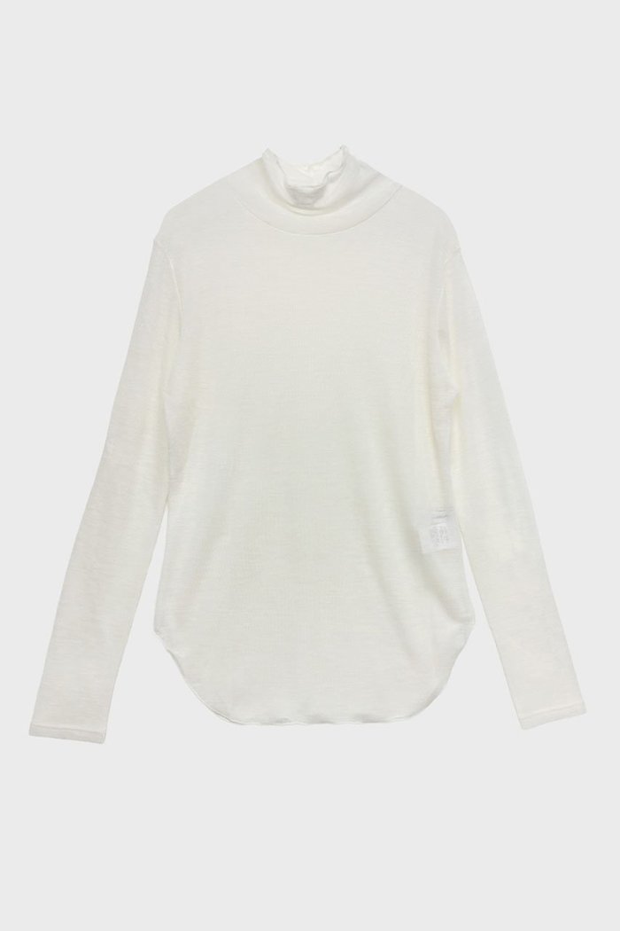 【スタニングルアー/STUNNING LURE】のrウールナイロンタートル インテリア・キッズ・メンズ・レディースファッション・服の通販 founy(ファニー) https://founy.com/ ファッション Fashion レディースファッション Fashion for Women トップス・カットソー Cut & Sew Tops シャツ・ブラウス・オフィスカジュアル Elegant Blouses & Button-Ups ロングTシャツ・Tシャツ Longline T-Shirts & Tees カットソー・ベーシックTシャツ Cut-and-Sewn Tops / Stretch Tees & Basics おすすめ Recommended / Our Picks シャーリング Shirring, Ruched スリーブ Sleeve, Long Sleeve / Short Sleeve タートル Turtleneck, Turtle Collar フィット Fit, Slim Fit ベーシック Basic, Essential ロング Long, Long-Length |ID: prp329100004689488 ipo3291000000034028262