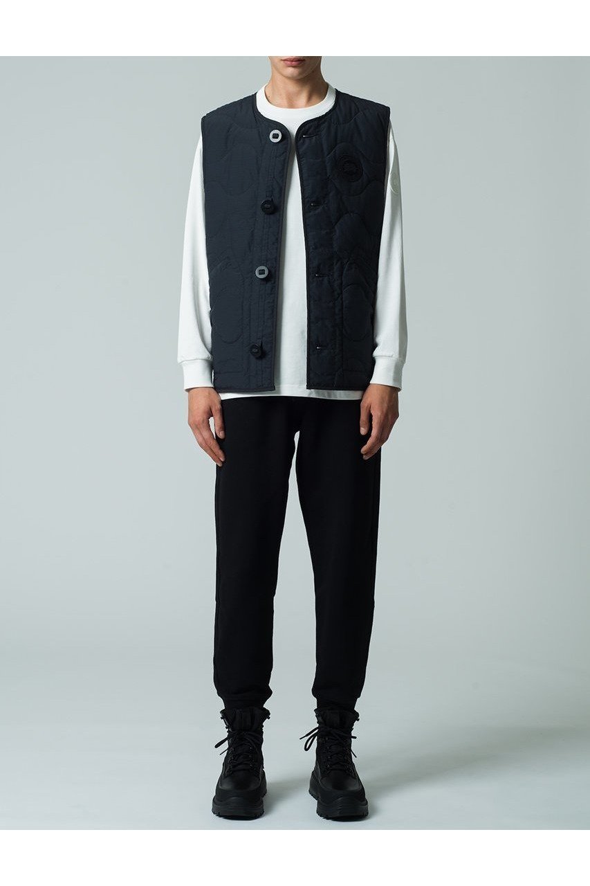 【カナダグース/CANADA GOOSE】の【UNISEX】【日本限定】1075UJ Mclean Vest マクリーン ベスト 人気、トレンドファッション・服の通販 founy(ファニー) 　ファッション　Fashion　レディースファッション　Fashion for Women　アウター　Coat / Outerwear Collection　レディースジャケット・軽アウター　Jackets　ユニセックス　Unisex, Genderless　キルティング　Quilted, Quilting　クラシック　Classic, Timeless Style　ジャケット　Jacket, Outerwear　センター　Center, Center Line　フロント　Front, Front Design　ベスト　Vest, Waistcoat　リップ　Lip, Lip Motif　新作・新入荷　New Arrivals / New In　other-4|ID: prp329100004689493 ipo3291000000033868058