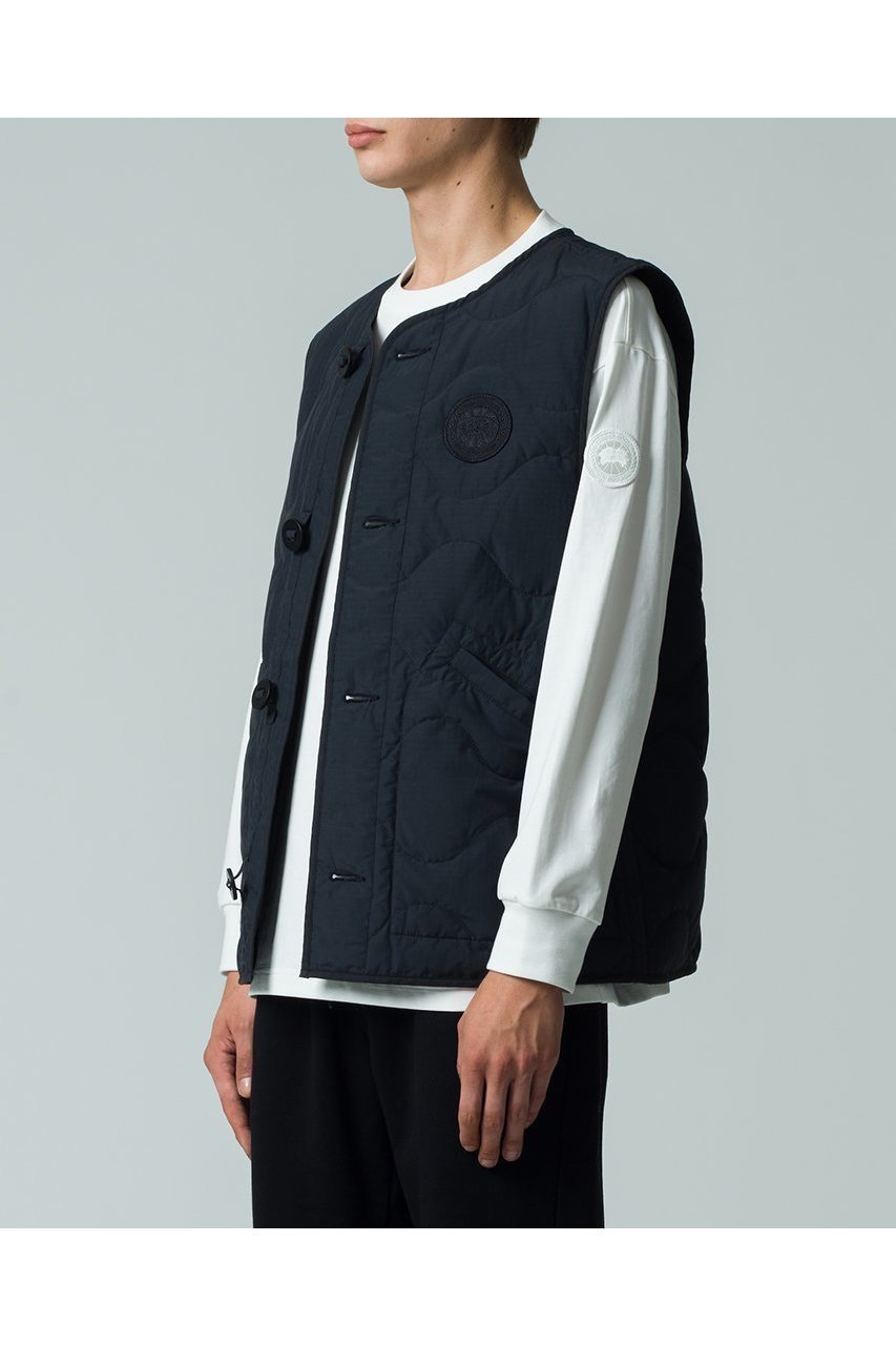 【カナダグース/CANADA GOOSE】の【UNISEX】【日本限定】1075UJ Mclean Vest マクリーン ベスト 人気、トレンドファッション・服の通販 founy(ファニー) 　ファッション　Fashion　レディースファッション　Fashion for Women　アウター　Coat / Outerwear Collection　レディースジャケット・軽アウター　Jackets　ユニセックス　Unisex, Genderless　キルティング　Quilted, Quilting　クラシック　Classic, Timeless Style　ジャケット　Jacket, Outerwear　センター　Center, Center Line　フロント　Front, Front Design　ベスト　Vest, Waistcoat　リップ　Lip, Lip Motif　新作・新入荷　New Arrivals / New In　other-5|ID: prp329100004689493 ipo3291000000033868059