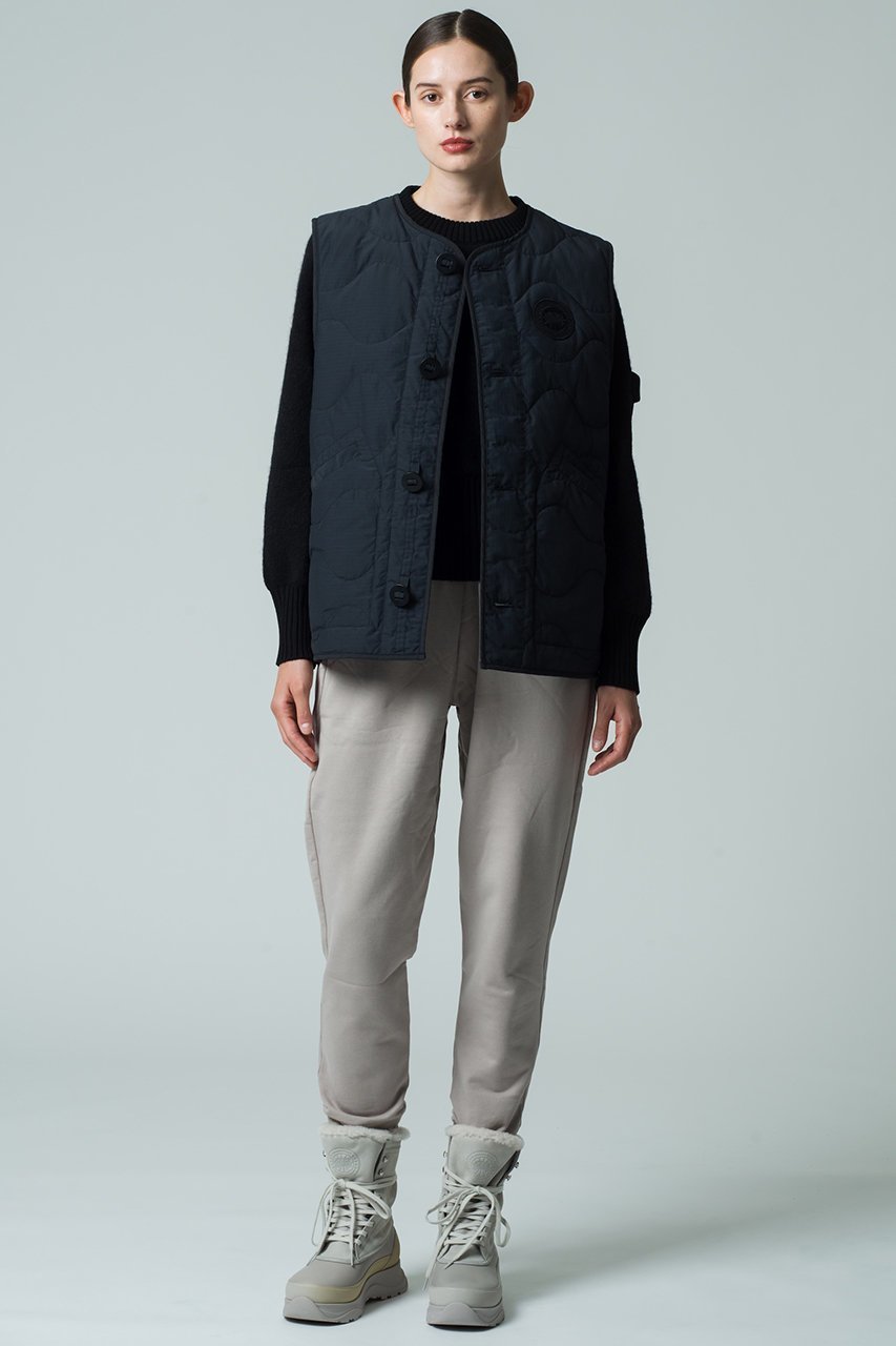 【カナダグース/CANADA GOOSE】の【UNISEX】【日本限定】1075UJ Mclean Vest マクリーン ベスト 人気、トレンドファッション・服の通販 founy(ファニー) 　ファッション　Fashion　レディースファッション　Fashion for Women　アウター　Coat / Outerwear Collection　トップス・カットソー　Cut & Sew Tops　ベスト&ジレ / 重ね着スタイル　Vests & Gilets　スポーツウェア　Functional & Stylish Sportswear　スポーツ アウター　Sports Outerwear / Running Jacket / Windbreaker　ユニセックス　Unisex, Genderless　キルティング　Quilted, Quilting　クラシック　Classic, Timeless Style　スポーツ　Sports, Activewear　センター　Center, Center Line　フロント　Front, Front Design　ベスト　Vest, Waistcoat　リップ　Lip, Lip Motif　other-3|ID: prp329100004689493 ipo3291000000036204423