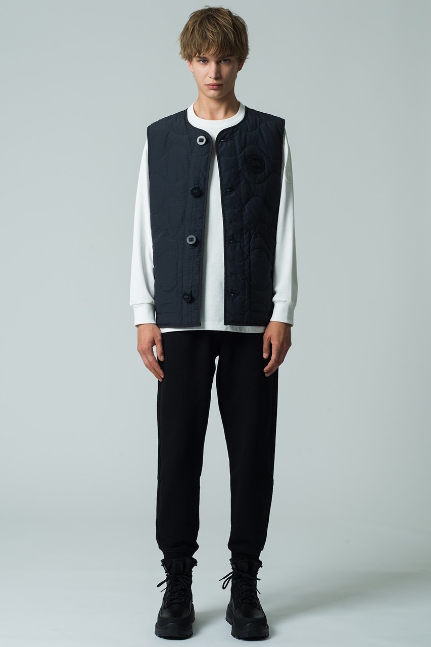 【カナダグース/CANADA GOOSE】の【UNISEX】【日本限定】1075UJ Mclean Vest マクリーン ベスト 人気、トレンドファッション・服の通販 founy(ファニー) 　ファッション　Fashion　レディースファッション　Fashion for Women　アウター　Coat / Outerwear Collection　トップス・カットソー　Cut & Sew Tops　ベスト&ジレ / 重ね着スタイル　Vests & Gilets　スポーツウェア　Functional & Stylish Sportswear　スポーツ アウター　Sports Outerwear / Running Jacket / Windbreaker　ユニセックス　Unisex, Genderless　キルティング　Quilted, Quilting　クラシック　Classic, Timeless Style　スポーツ　Sports, Activewear　センター　Center, Center Line　フロント　Front, Front Design　ベスト　Vest, Waistcoat　リップ　Lip, Lip Motif　other-4|ID: prp329100004689493 ipo3291000000036204426