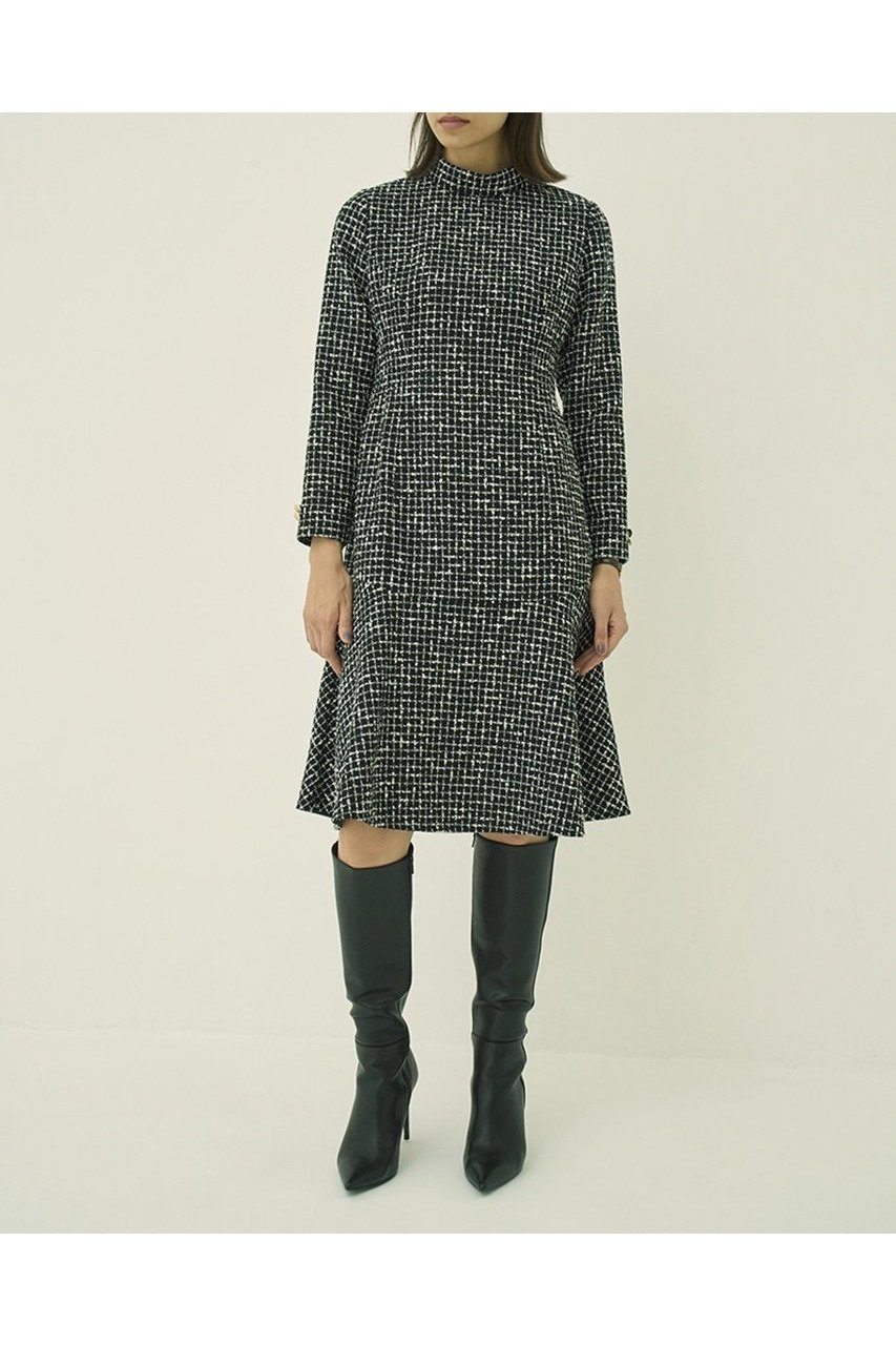【エムダブリュー/MW】のMONOTONE チェック ツイード スタンドカラー フレア ドレス 人気、トレンドファッション・服の通販 founy(ファニー) 　ファッション　Fashion　レディースファッション　Fashion for Women　ワンピース　Dresses　フォーマル・パーティードレス・結婚式用ドレス　Elegant & Casual Dresses　チュニック　Tunic Tops & Dresses　オケージョン　Occasion Wear　クラシカル　Classical, Vintage-Inspired　スタンド　Stand Collar, Upright Stand　チェック　Check, Plaid, Tartan　チュニック　Tunic, Long Top　ツイード　Twill, Twill Weave　ドレス　Dress, One-Piece　バランス　Balance, Style Balance　パーティ　Party, Party Style　フレア　Flare, Flared　モノトーン　Monotone, Black and White　ロング　Long, Long-Length　新作・新入荷　New Arrivals / New In　other-6|ID: prp329100004689510 ipo3291000000033868211