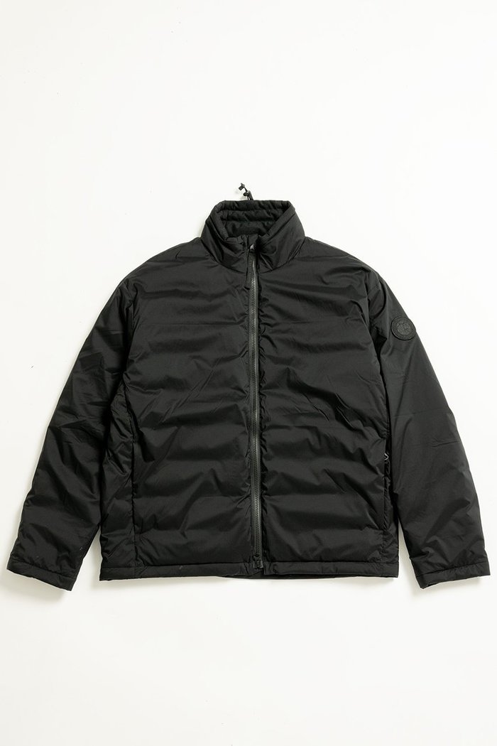 【カナダグース/CANADA GOOSE / MEN】の【MEN】【日本限定】1066MJB Lodge Jacket ロッジ ジャケット インテリア・キッズ・メンズ・レディースファッション・服の通販 founy(ファニー) https://founy.com/ ファッション Fashion メンズファッション Fashion for Men アウトドア Outdoor Clothing コンパクト Compact, Small Size 軽量 Lightweight, Ultra Light ジップ Zip, Zipper ジャケット Jacket, Outerwear スタイリッシュ Stylish, Fashionable ダウン Down, Puffer ドローコード Drawcord, Drawstring Cord ハンド Hand, Handmade パフォーマンス Performance, Active Function フィット Fit, Slim Fit ポケット Pocket, Pocket Detail |ID: prp329100004689525 ipo3291000000033868338