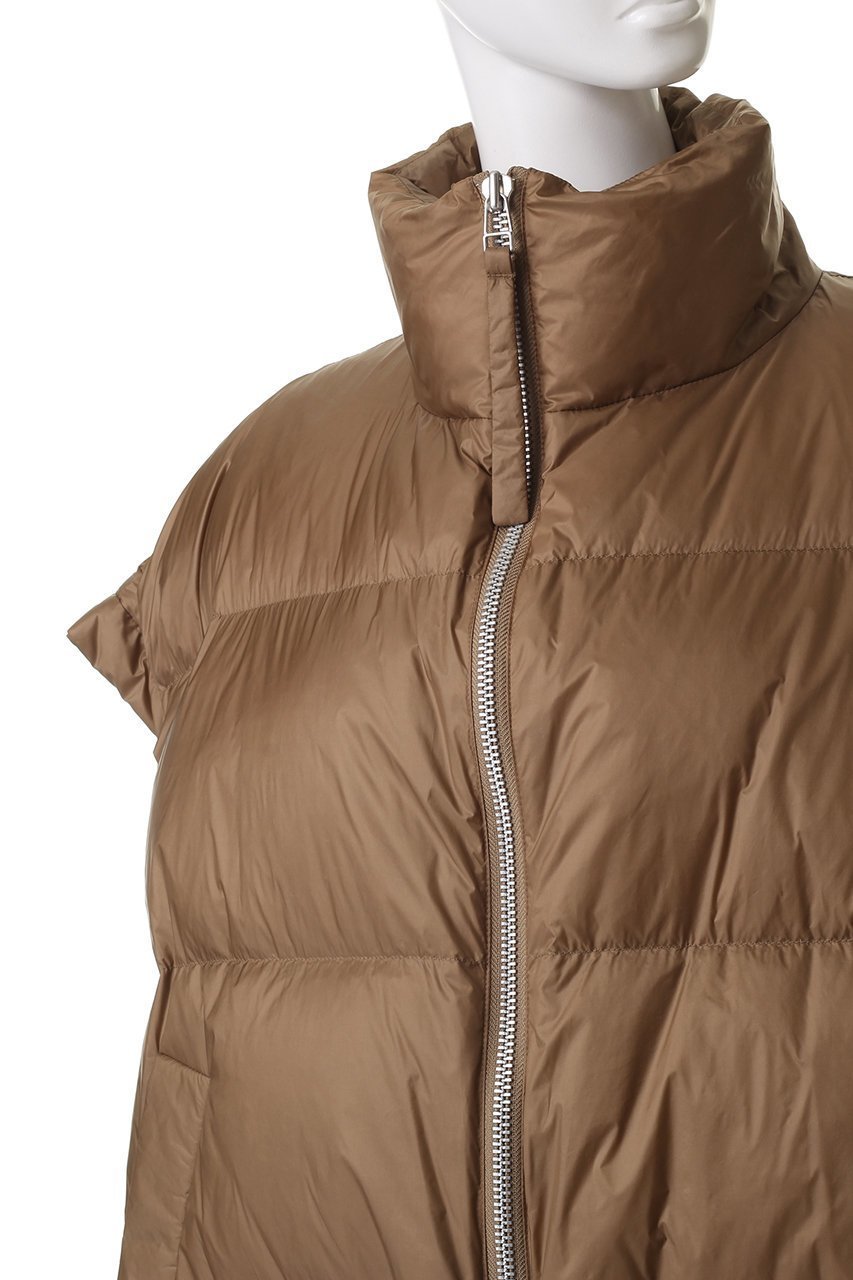 【アッパー ハイツ/upper hights】のChur ダウンベスト 人気、トレンドファッション・服の通販 founy(ファニー) 　ファッション　Fashion　レディースファッション　Fashion for Women　アウター　Coat / Outerwear Collection　コート・ロングコート・ピーコート　Long Coats, Peacoats & More　アウトドア　Outdoor Clothing　ショート　Short, Short Length　スタンド　Stand Collar, Upright Stand　ダウン　Down, Puffer　バランス　Balance, Style Balance　ベスト　Vest, Waistcoat　ワイド　Wide, Wide Fit　新作・新入荷　New Arrivals / New In　旅行　Travel　A/W・秋冬　Autumn/Winter　軽量　Lightweight, Ultra Light　other-5|ID: prp329100004689549 ipo3291000000033868625