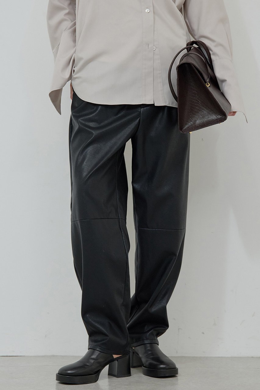 【ガリャルダガランテ/GALLARDAGALANTE】のフェイクレザーカーブパンツ 人気、トレンドファッション・服の通販 founy(ファニー) 　ファッション　Fashion　レディースファッション　Fashion for Women　パンツ　Pants & Trousers　フェイクレザー　Faux Leather, PU Leather　ベーシック　Basic, Essential　新作・新入荷　New Arrivals / New In　A/W・秋冬　Autumn/Winter　other-5|ID: prp329100004691479 ipo3291000000033878508