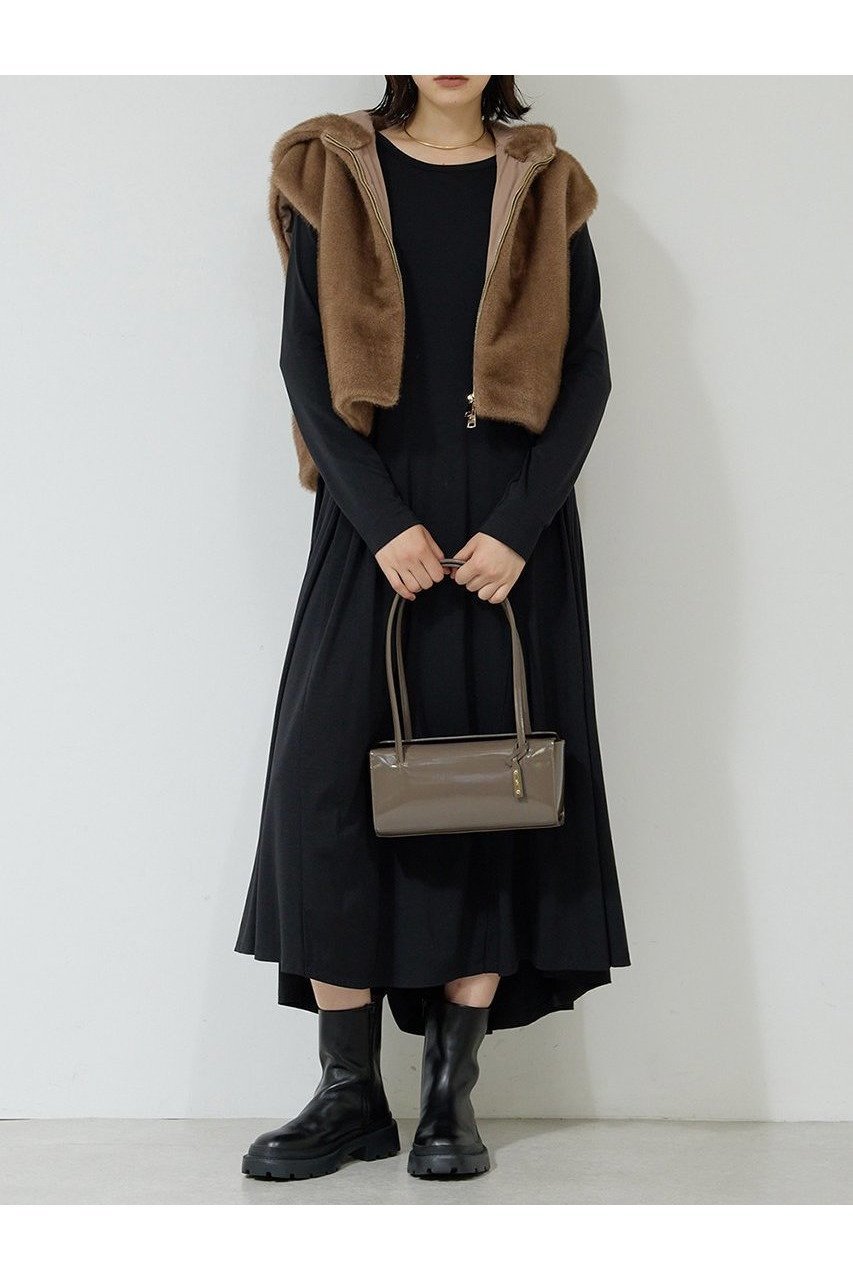【ガリャルダガランテ/GALLARDAGALANTE】のフーディーベスト 人気、トレンドファッション・服の通販 founy(ファニー) 　ファッション　Fashion　レディースファッション　Fashion for Women　アウター　Coat / Outerwear Collection　レディースジャケット・軽アウター　Jackets　なめらか　Smooth, Silky Texture　クロップド　Cropped, Short Length　ジャケット　Jacket, Outerwear　デニム　Denim, Jeans Material　バランス　Balance, Style Balance　フェイクファー　Faux Fur, Imitation Fur　ベスト　Vest, Waistcoat　新作・新入荷　New Arrivals / New In　other-2|ID: prp329100004691481 ipo3291000000033878525