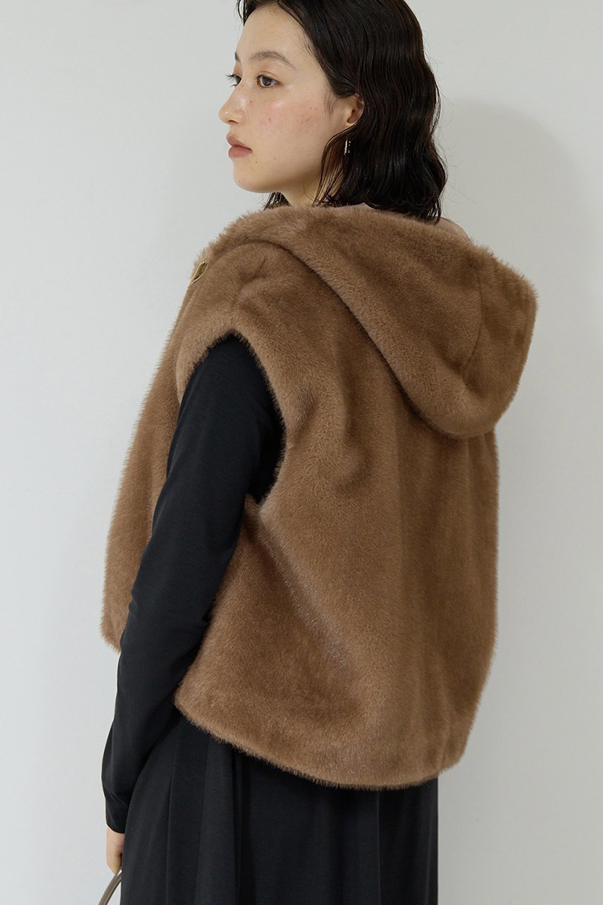 【ガリャルダガランテ/GALLARDAGALANTE】のフーディーベスト 人気、トレンドファッション・服の通販 founy(ファニー)  ファッション Fashion レディースファッション Fashion for Women アウター Coat / Outerwear Collection レディースジャケット・軽アウター Jackets なめらか Smooth, Silky Texture クロップド Cropped, Short Length ジャケット Jacket, Outerwear デニム Denim, Jeans Material バランス Balance, Style Balance フェイクファー Faux Fur, Imitation Fur ベスト Vest, Waistcoat 新作・新入荷 New Arrivals / New In other-5|ID: prp329100004691481 ipo3291000000034209817